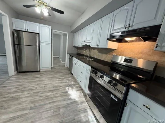 59 Woodhull Landing Road, Brookhaven, NY, 4 Bedrooms Bedrooms, 10 Rooms Rooms,2 BathroomsBathrooms,Residential,For Rent,Woodhull Landing,0,1046235 59 Woodhull Landing Road, Brookhaven, NY, 4 Bedrooms Bedrooms, 10 Rooms Rooms,2 BathroomsBathrooms,Residential,For Rent,Woodhull Landing,0,1046235