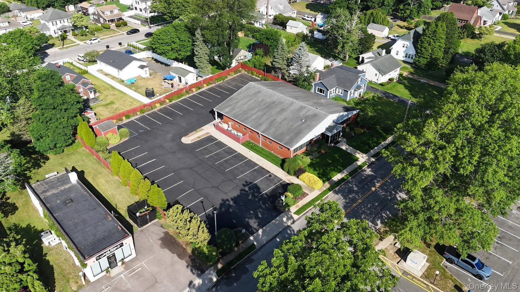 225 Howell Avenue, Riverhead, NY, ,Commercial Lease,For Rent,Howell,0,1046245 225 Howell Avenue, Riverhead, NY, ,Commercial Lease,For Rent,Howell,0,1046245