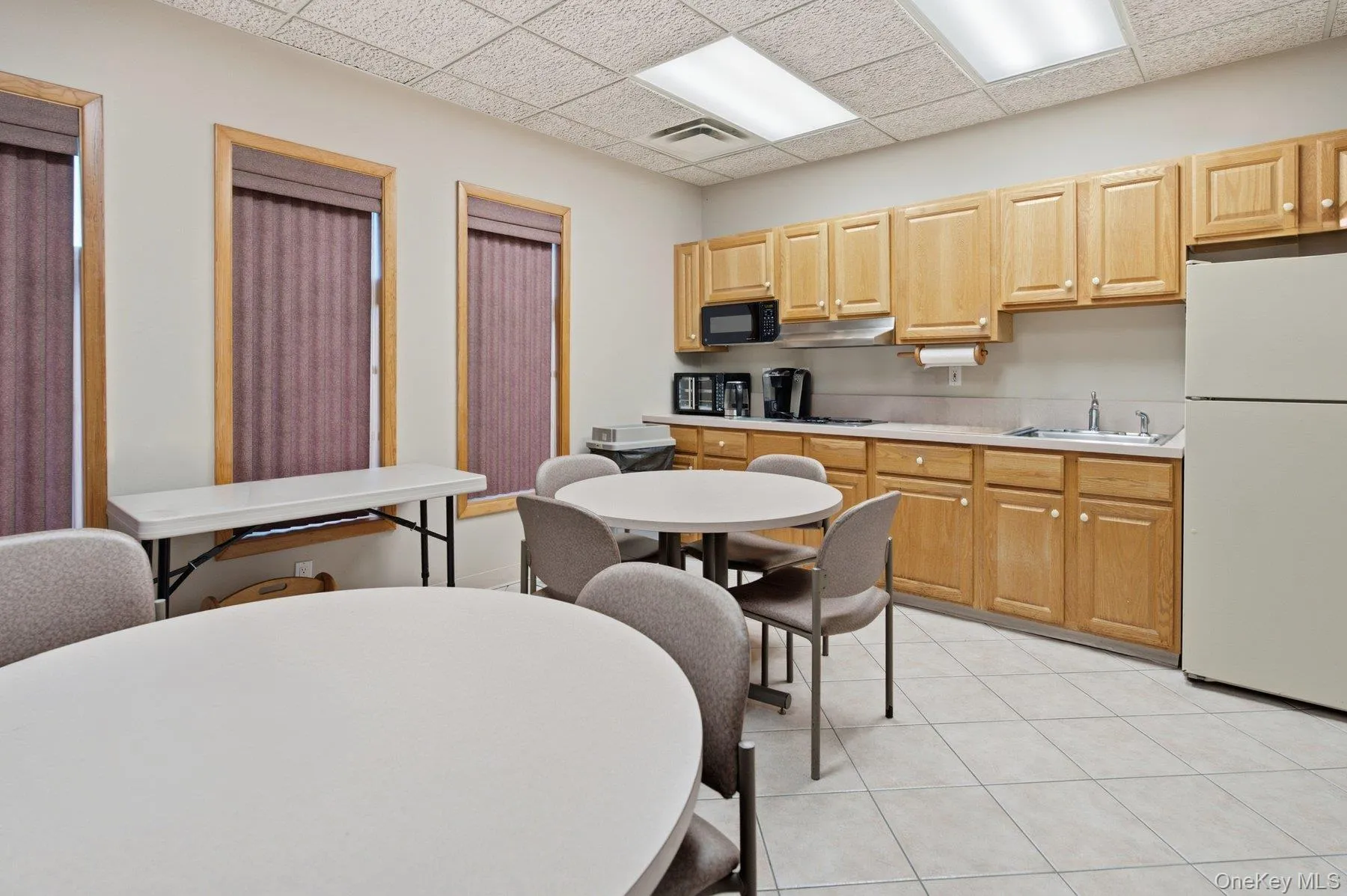 225 Howell Avenue, Riverhead, NY, ,Commercial Lease,For Rent,Howell,0,1046245 225 Howell Avenue, Riverhead, NY, ,Commercial Lease,For Rent,Howell,0,1046245