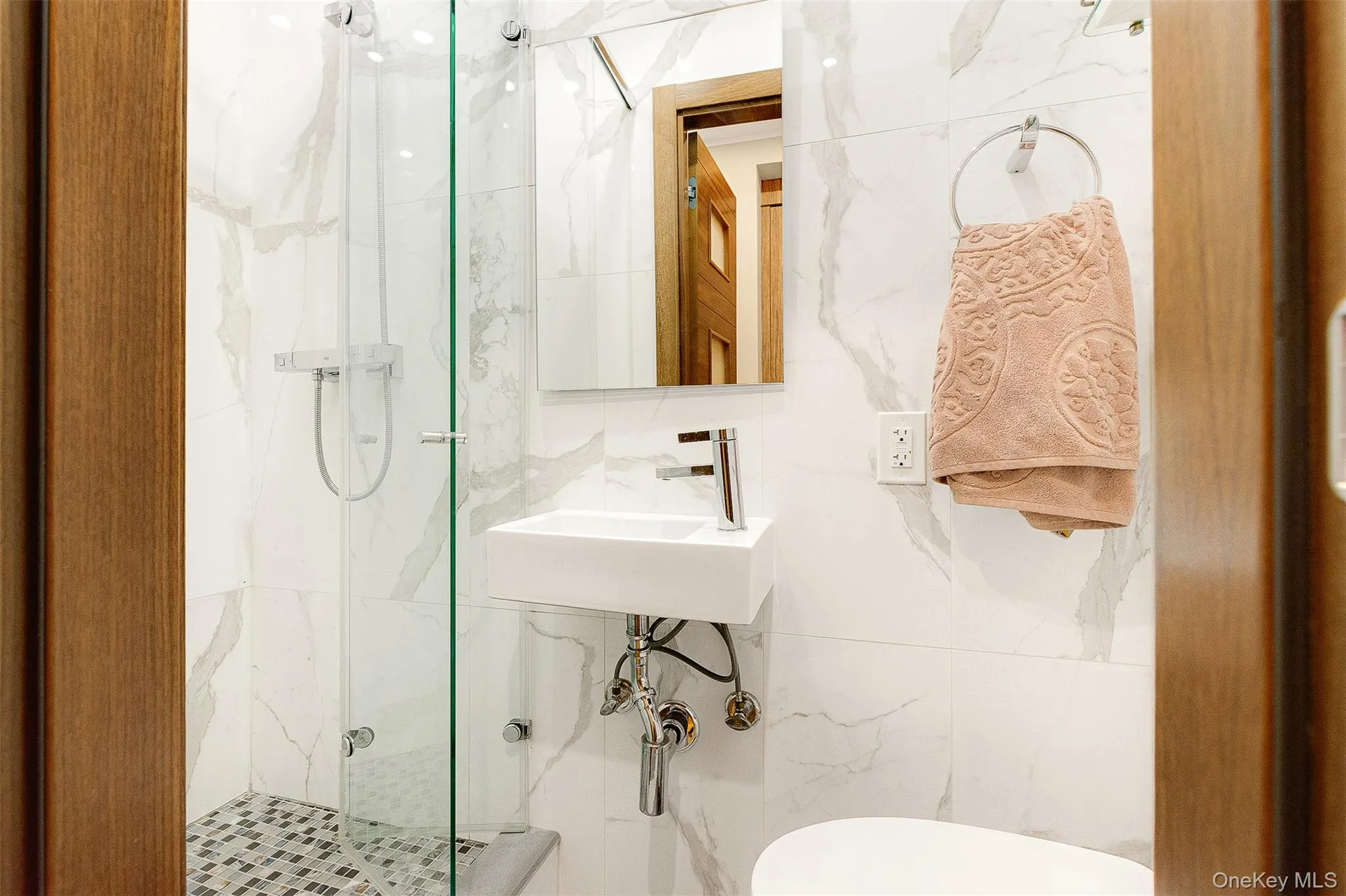 99-32 66th Road, New York, NY, 3 Bedrooms Bedrooms, 8 Rooms Rooms,2 BathroomsBathrooms,Residential,For Rent,66th,0,1046250 99-32 66th Road, New York, NY, 3 Bedrooms Bedrooms, 8 Rooms Rooms,2 BathroomsBathrooms,Residential,For Rent,66th,0,1046250