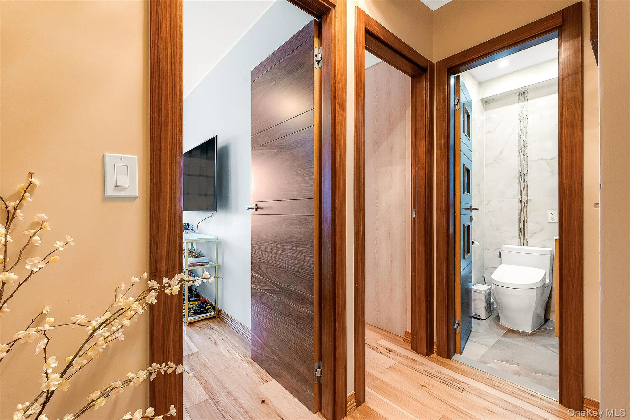 99-32 66th Road, New York, NY, 3 Bedrooms Bedrooms, 8 Rooms Rooms,2 BathroomsBathrooms,Residential,For Rent,66th,0,1046250 99-32 66th Road, New York, NY, 3 Bedrooms Bedrooms, 8 Rooms Rooms,2 BathroomsBathrooms,Residential,For Rent,66th,0,1046250
