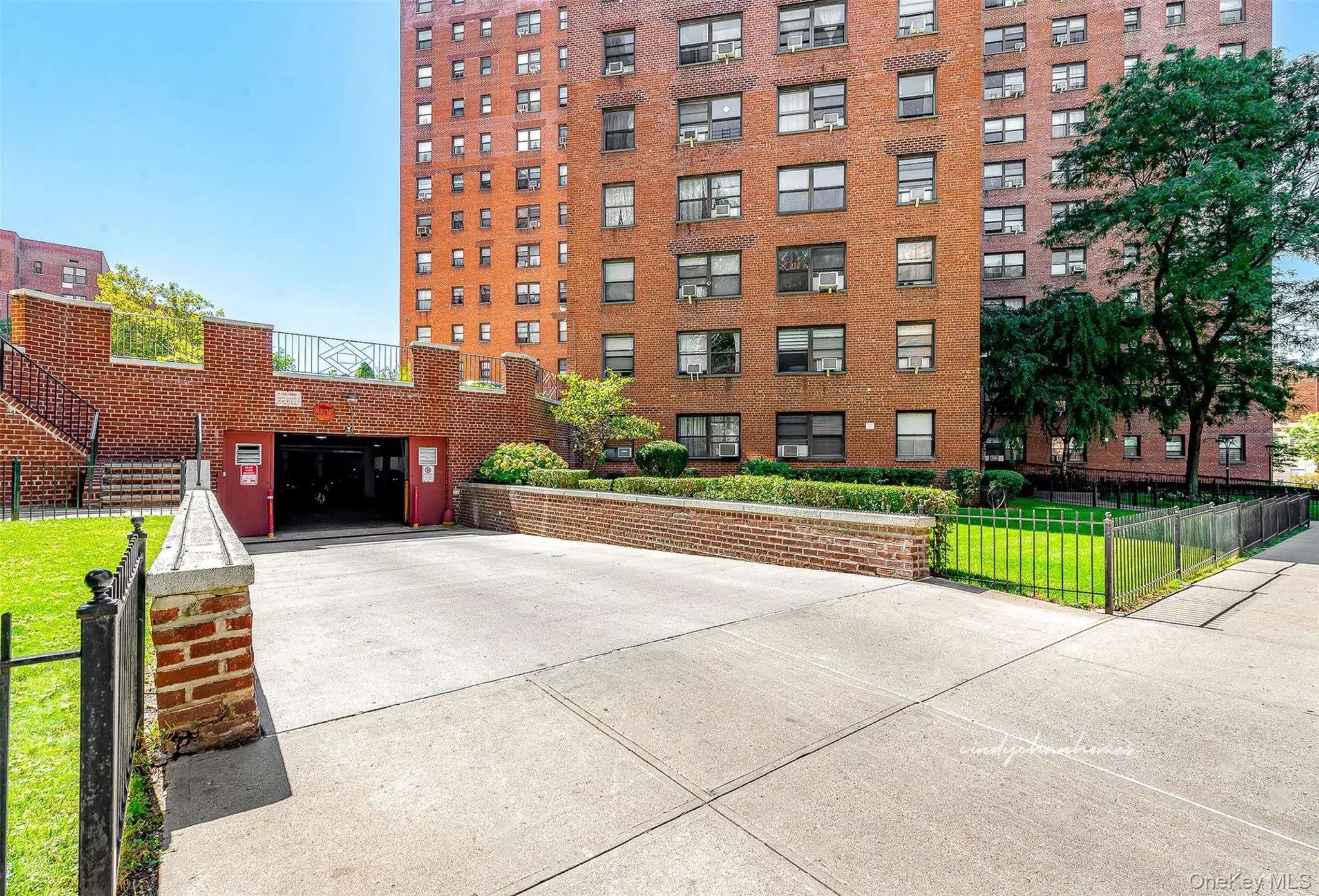 99-32 66th Road, New York, NY, 3 Bedrooms Bedrooms, 8 Rooms Rooms,2 BathroomsBathrooms,Residential,For Rent,66th,0,1046250 99-32 66th Road, New York, NY, 3 Bedrooms Bedrooms, 8 Rooms Rooms,2 BathroomsBathrooms,Residential,For Rent,66th,0,1046250