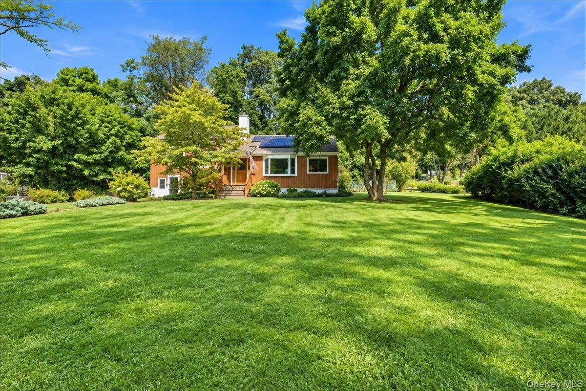 3740 Eleanor Drive, Yorktown, NY, 3 Bedrooms Bedrooms, 7 Rooms Rooms,2 BathroomsBathrooms,Residential,For Rent,Eleanor,0,1046254 3740 Eleanor Drive, Yorktown, NY, 3 Bedrooms Bedrooms, 7 Rooms Rooms,2 BathroomsBathrooms,Residential,For Rent,Eleanor,0,1046254