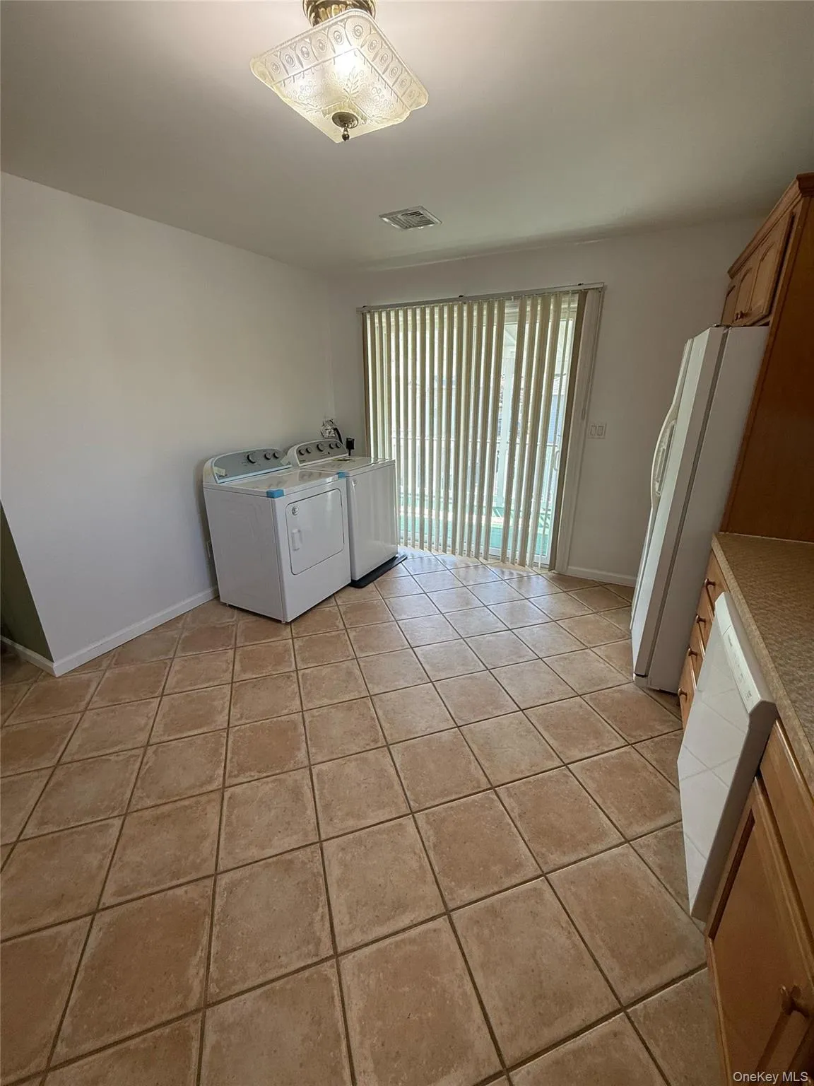 103 Clunie Avenue, Yonkers, NY, 3 Bedrooms Bedrooms, 6 Rooms Rooms,2 BathroomsBathrooms,Residential Lease,For Rent,Clunie,0,1046258 103 Clunie Avenue, Yonkers, NY, 3 Bedrooms Bedrooms, 6 Rooms Rooms,2 BathroomsBathrooms,Residential Lease,For Rent,Clunie,0,1046258