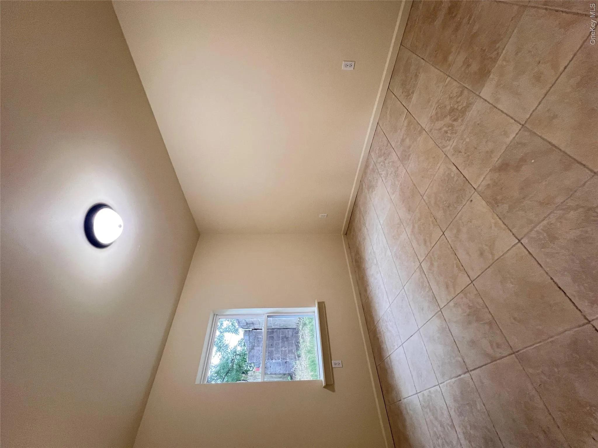 101 Washington Street, Newburgh (city), NY, 1 Bedroom Bedrooms, 3 Rooms Rooms,1 BathroomBathrooms,Residential Lease,For Rent,Washington,0,1046263 101 Washington Street, Newburgh (city), NY, 1 Bedroom Bedrooms, 3 Rooms Rooms,1 BathroomBathrooms,Residential Lease,For Rent,Washington,0,1046263