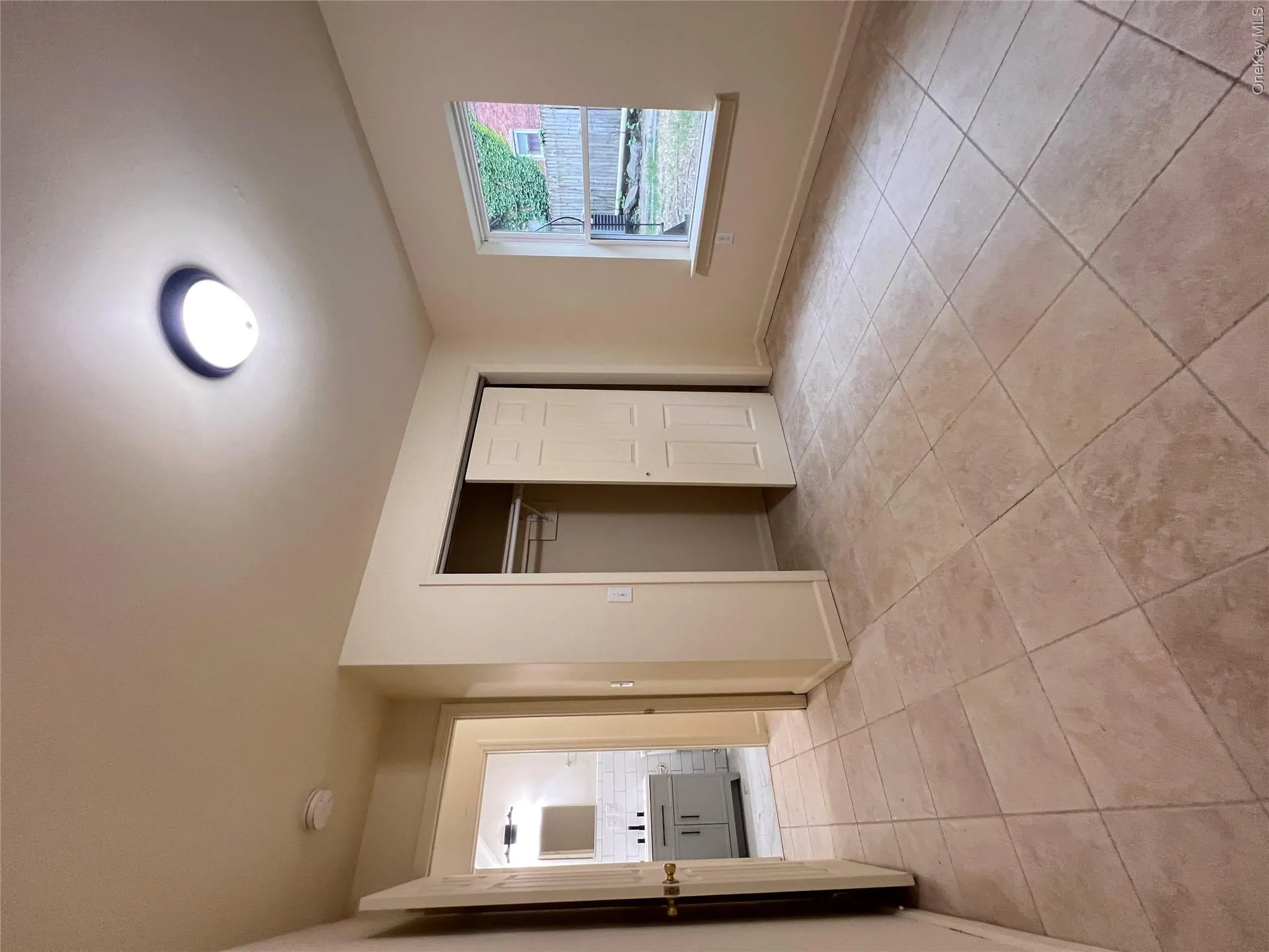 101 Washington Street, Newburgh (city), NY, 1 Bedroom Bedrooms, 3 Rooms Rooms,1 BathroomBathrooms,Residential Lease,For Rent,Washington,0,1046263 101 Washington Street, Newburgh (city), NY, 1 Bedroom Bedrooms, 3 Rooms Rooms,1 BathroomBathrooms,Residential Lease,For Rent,Washington,0,1046263