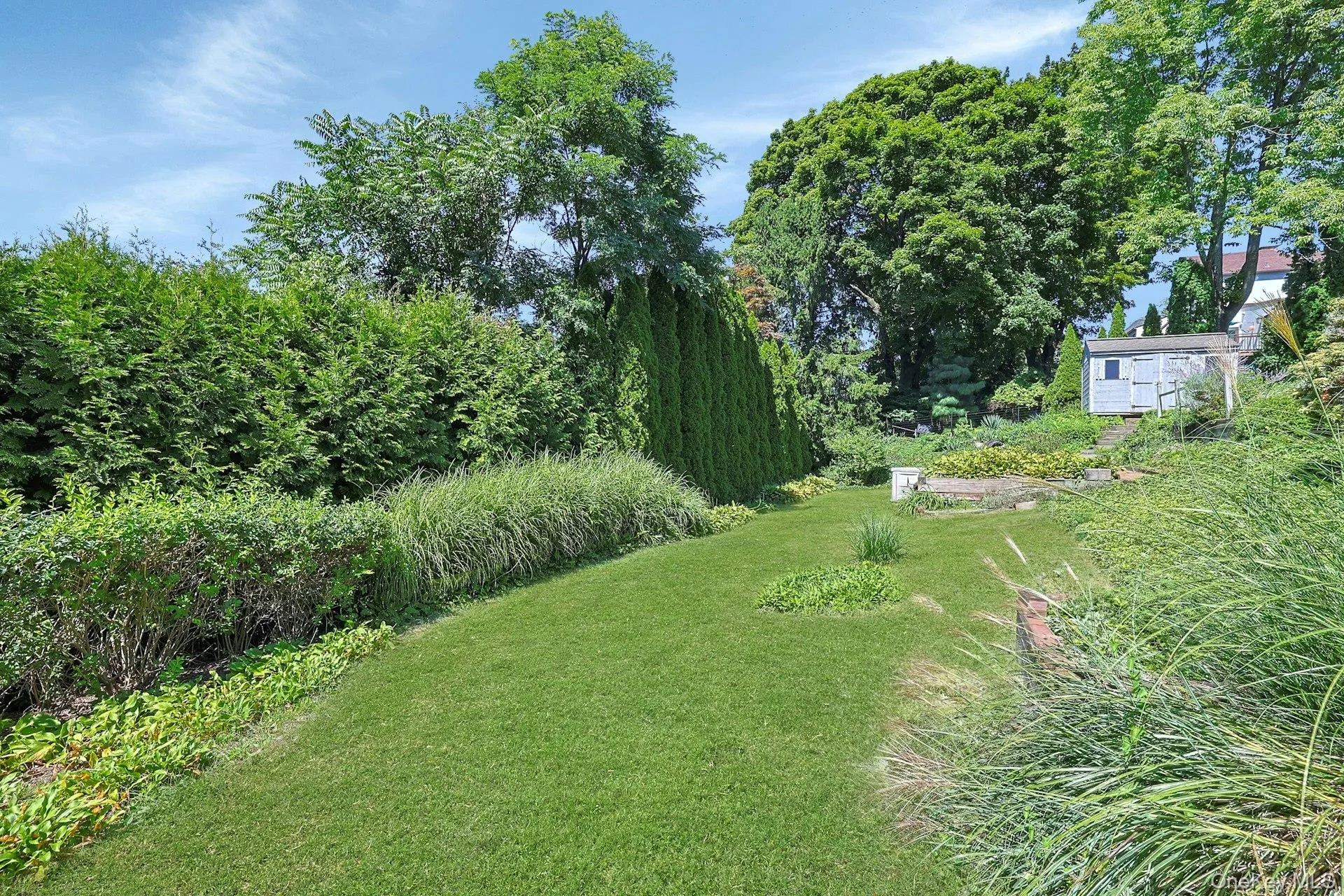 Lovely Gardens Lovely Gardens