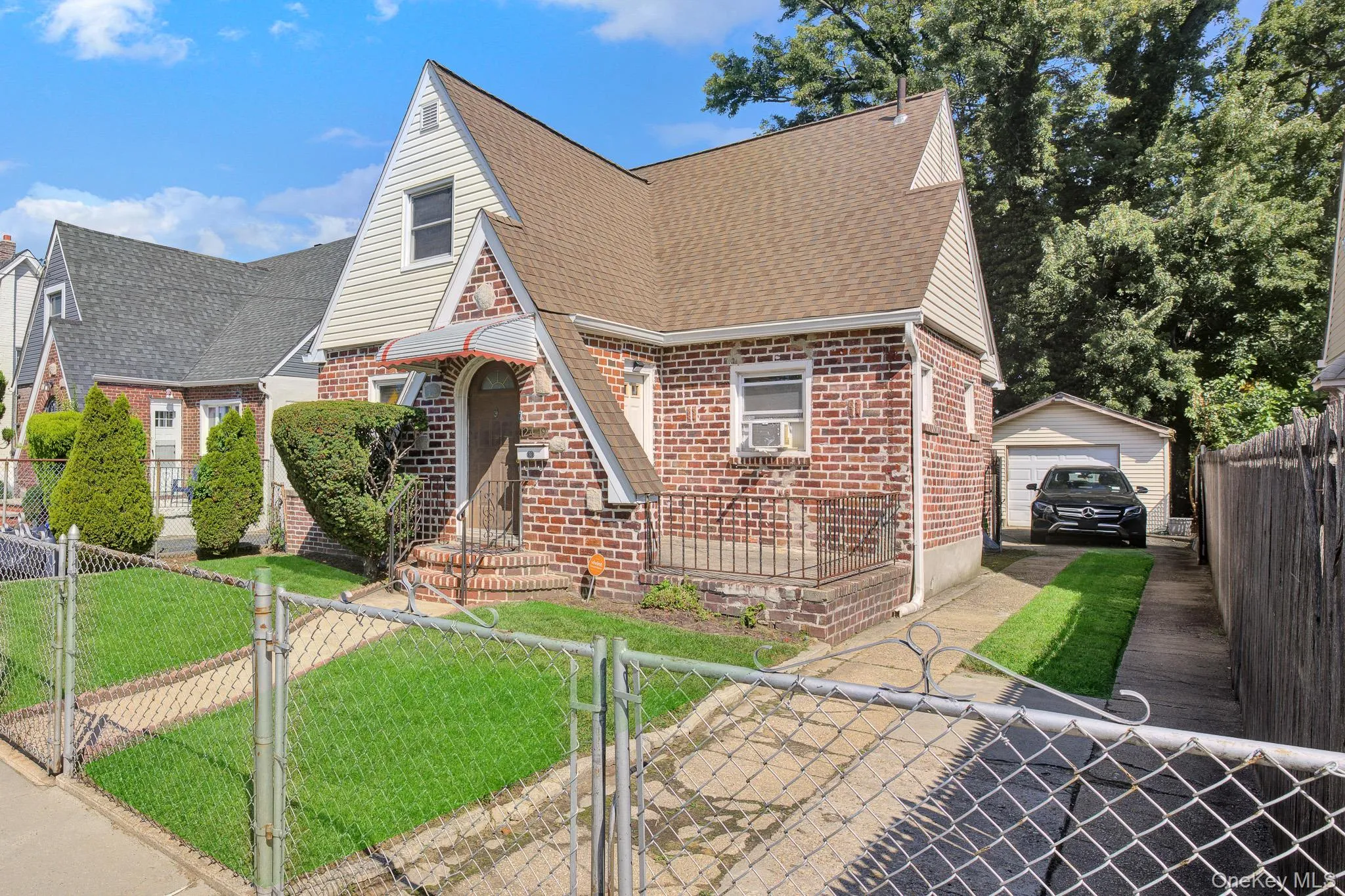 124-19 193rd Street, New York, NY, 4 Bedrooms Bedrooms, 8 Rooms Rooms,2 BathroomsBathrooms,Residential,For Rent,193rd,0,1046275 124-19 193rd Street, New York, NY, 4 Bedrooms Bedrooms, 8 Rooms Rooms,2 BathroomsBathrooms,Residential,For Rent,193rd,0,1046275