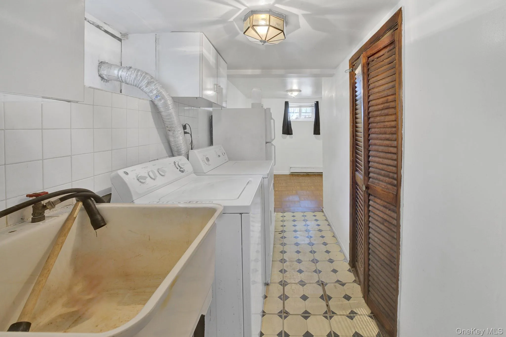 124-19 193rd Street, New York, NY, 4 Bedrooms Bedrooms, 8 Rooms Rooms,2 BathroomsBathrooms,Residential,For Rent,193rd,0,1046275 124-19 193rd Street, New York, NY, 4 Bedrooms Bedrooms, 8 Rooms Rooms,2 BathroomsBathrooms,Residential,For Rent,193rd,0,1046275