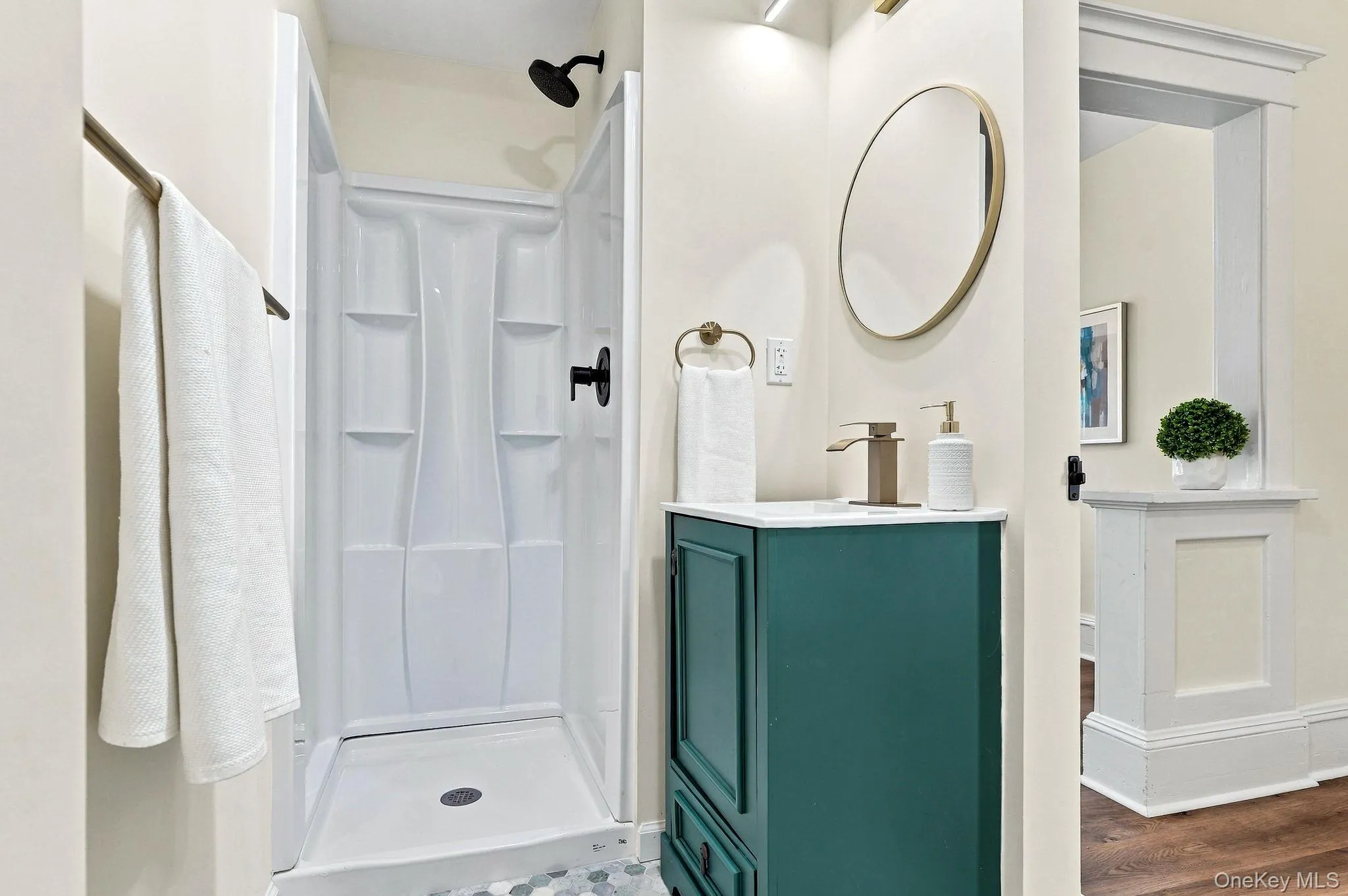 42 Calam Avenue, Ossining, NY, 3 Bedrooms Bedrooms, 7 Rooms Rooms,2 BathroomsBathrooms,Residential Lease,For Rent,Calam,0,1046277 42 Calam Avenue, Ossining, NY, 3 Bedrooms Bedrooms, 7 Rooms Rooms,2 BathroomsBathrooms,Residential Lease,For Rent,Calam,0,1046277
