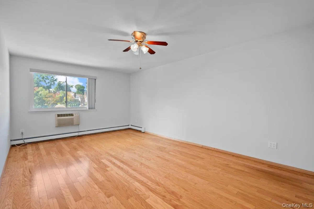 89 Broadway, White Plains, NY, 2 Bedrooms Bedrooms, 6 Rooms Rooms,2 BathroomsBathrooms,Residential,For Rent,Broadway,0,1046282 89 Broadway, White Plains, NY, 2 Bedrooms Bedrooms, 6 Rooms Rooms,2 BathroomsBathrooms,Residential,For Rent,Broadway,0,1046282