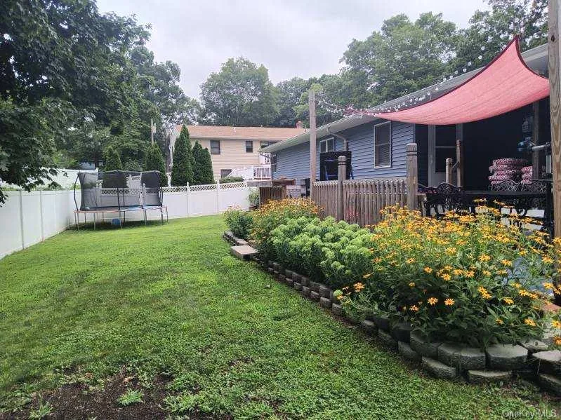86 Hulse Avenue, Riverhead, NY, 3 Bedrooms Bedrooms, 6 Rooms Rooms,2 BathroomsBathrooms,Residential,For Rent,Hulse,0,1046283 86 Hulse Avenue, Riverhead, NY, 3 Bedrooms Bedrooms, 6 Rooms Rooms,2 BathroomsBathrooms,Residential,For Rent,Hulse,0,1046283