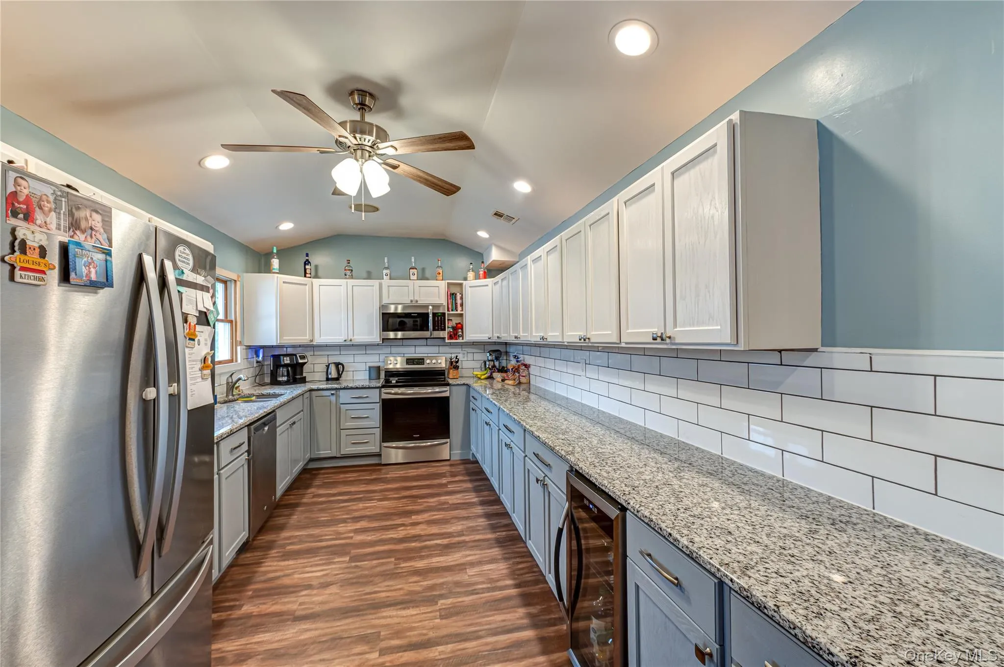 86 Hulse Avenue, Riverhead, NY, 3 Bedrooms Bedrooms, 6 Rooms Rooms,2 BathroomsBathrooms,Residential,For Rent,Hulse,0,1046283 86 Hulse Avenue, Riverhead, NY, 3 Bedrooms Bedrooms, 6 Rooms Rooms,2 BathroomsBathrooms,Residential,For Rent,Hulse,0,1046283