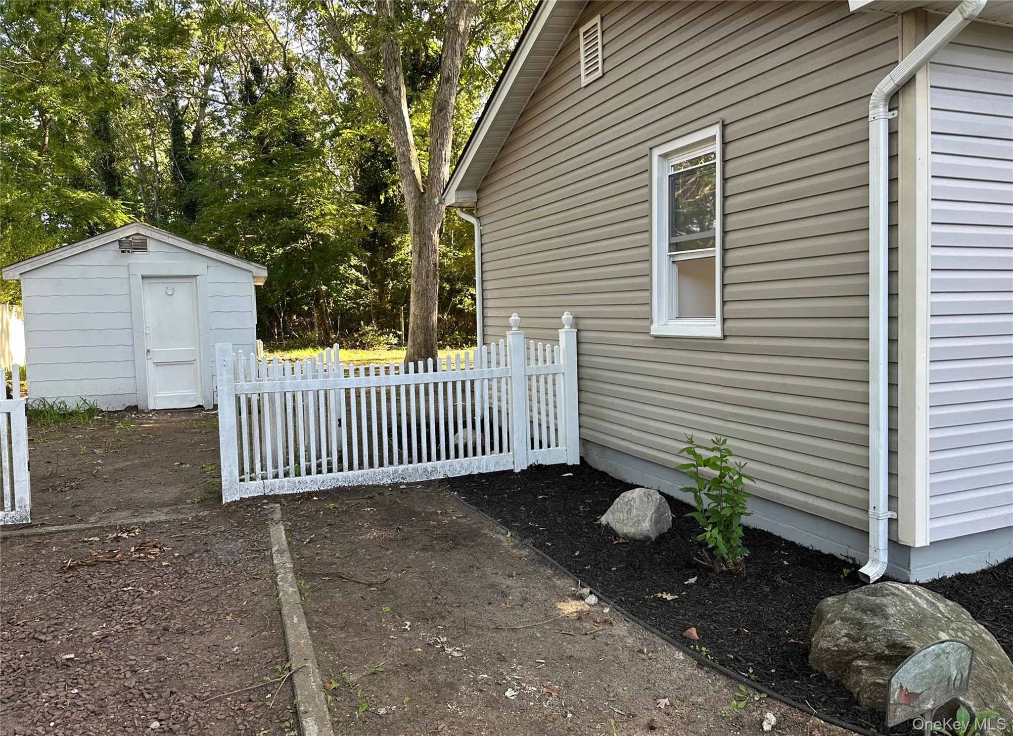 10 Barclay Road, Brookhaven, NY, 3 Bedrooms Bedrooms, 5 Rooms Rooms,1 BathroomBathrooms,Residential,For Rent,Barclay,0,1046286 10 Barclay Road, Brookhaven, NY, 3 Bedrooms Bedrooms, 5 Rooms Rooms,1 BathroomBathrooms,Residential,For Rent,Barclay,0,1046286