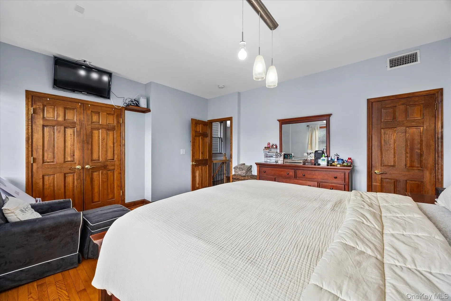 6731 52nd Road, New York, NY, 4 Bedrooms Bedrooms, 9 Rooms Rooms,2 BathroomsBathrooms,Residential,For Rent,52nd,0,1046289 6731 52nd Road, New York, NY, 4 Bedrooms Bedrooms, 9 Rooms Rooms,2 BathroomsBathrooms,Residential,For Rent,52nd,0,1046289