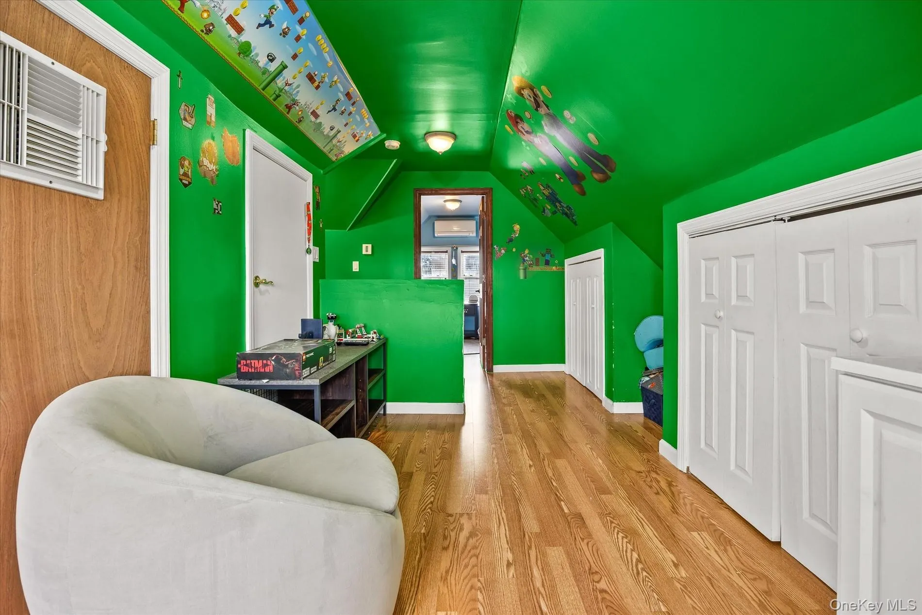 6731 52nd Road, New York, NY, 4 Bedrooms Bedrooms, 9 Rooms Rooms,2 BathroomsBathrooms,Residential,For Rent,52nd,0,1046289 6731 52nd Road, New York, NY, 4 Bedrooms Bedrooms, 9 Rooms Rooms,2 BathroomsBathrooms,Residential,For Rent,52nd,0,1046289