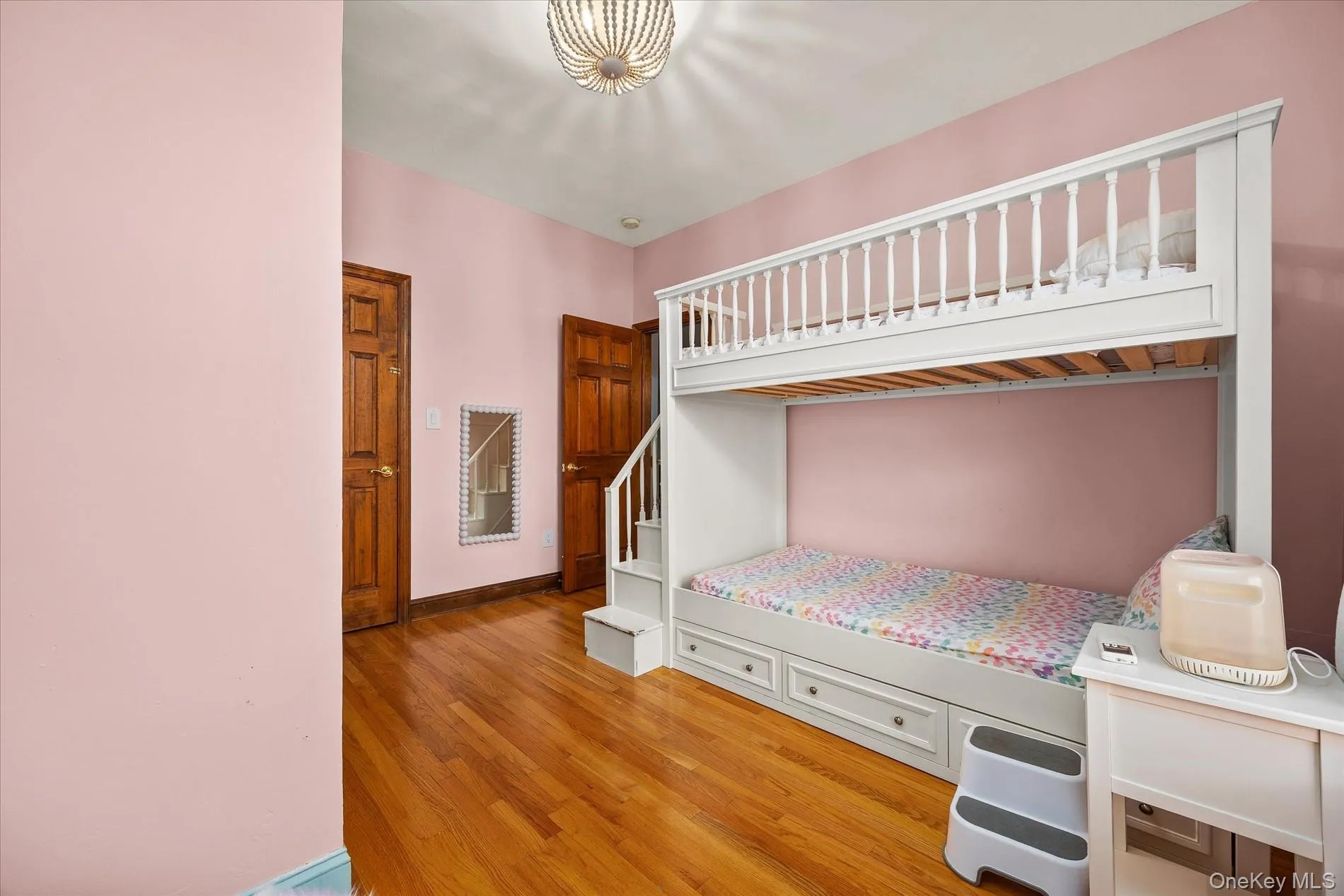 6731 52nd Road, New York, NY, 4 Bedrooms Bedrooms, 9 Rooms Rooms,2 BathroomsBathrooms,Residential,For Rent,52nd,0,1046289 6731 52nd Road, New York, NY, 4 Bedrooms Bedrooms, 9 Rooms Rooms,2 BathroomsBathrooms,Residential,For Rent,52nd,0,1046289