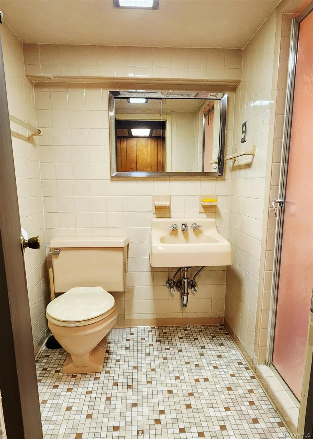 Second Full Bathroom Second Full Bathroom
