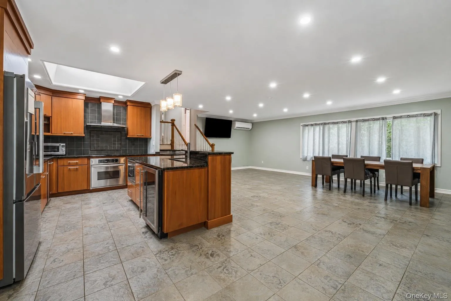 29 Hillside Lane, Oyster Bay, NY, 3 Bedrooms Bedrooms, 8 Rooms Rooms,3 BathroomsBathrooms,Residential,For Rent,Hillside,0,1046295 29 Hillside Lane, Oyster Bay, NY, 3 Bedrooms Bedrooms, 8 Rooms Rooms,3 BathroomsBathrooms,Residential,For Rent,Hillside,0,1046295