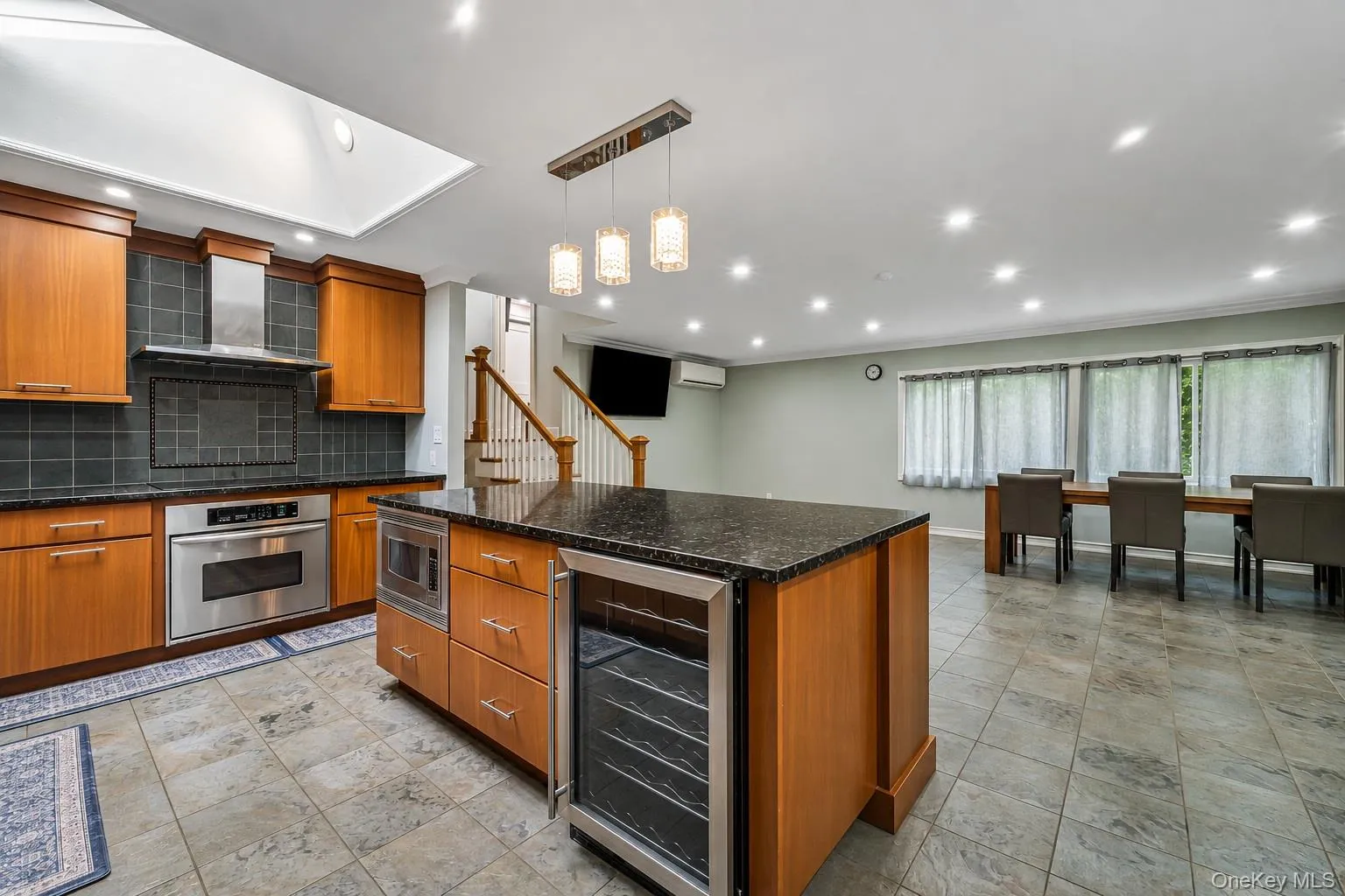 29 Hillside Lane, Oyster Bay, NY, 3 Bedrooms Bedrooms, 8 Rooms Rooms,3 BathroomsBathrooms,Residential,For Rent,Hillside,0,1046295 29 Hillside Lane, Oyster Bay, NY, 3 Bedrooms Bedrooms, 8 Rooms Rooms,3 BathroomsBathrooms,Residential,For Rent,Hillside,0,1046295