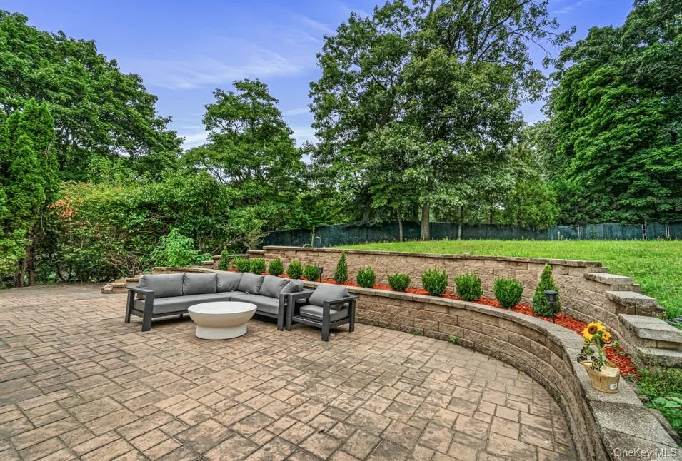 29 Hillside Lane, Oyster Bay, NY, 3 Bedrooms Bedrooms, 8 Rooms Rooms,3 BathroomsBathrooms,Residential,For Rent,Hillside,0,1046295 29 Hillside Lane, Oyster Bay, NY, 3 Bedrooms Bedrooms, 8 Rooms Rooms,3 BathroomsBathrooms,Residential,For Rent,Hillside,0,1046295