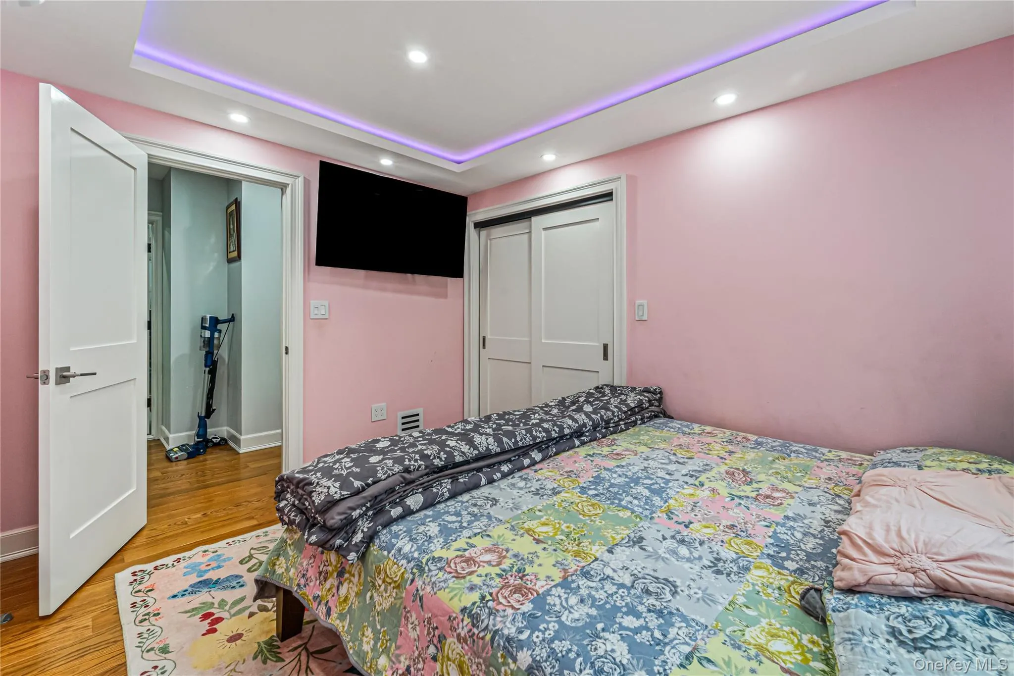 29 Hillside Lane, Oyster Bay, NY, 3 Bedrooms Bedrooms, 8 Rooms Rooms,3 BathroomsBathrooms,Residential,For Rent,Hillside,0,1046295 29 Hillside Lane, Oyster Bay, NY, 3 Bedrooms Bedrooms, 8 Rooms Rooms,3 BathroomsBathrooms,Residential,For Rent,Hillside,0,1046295