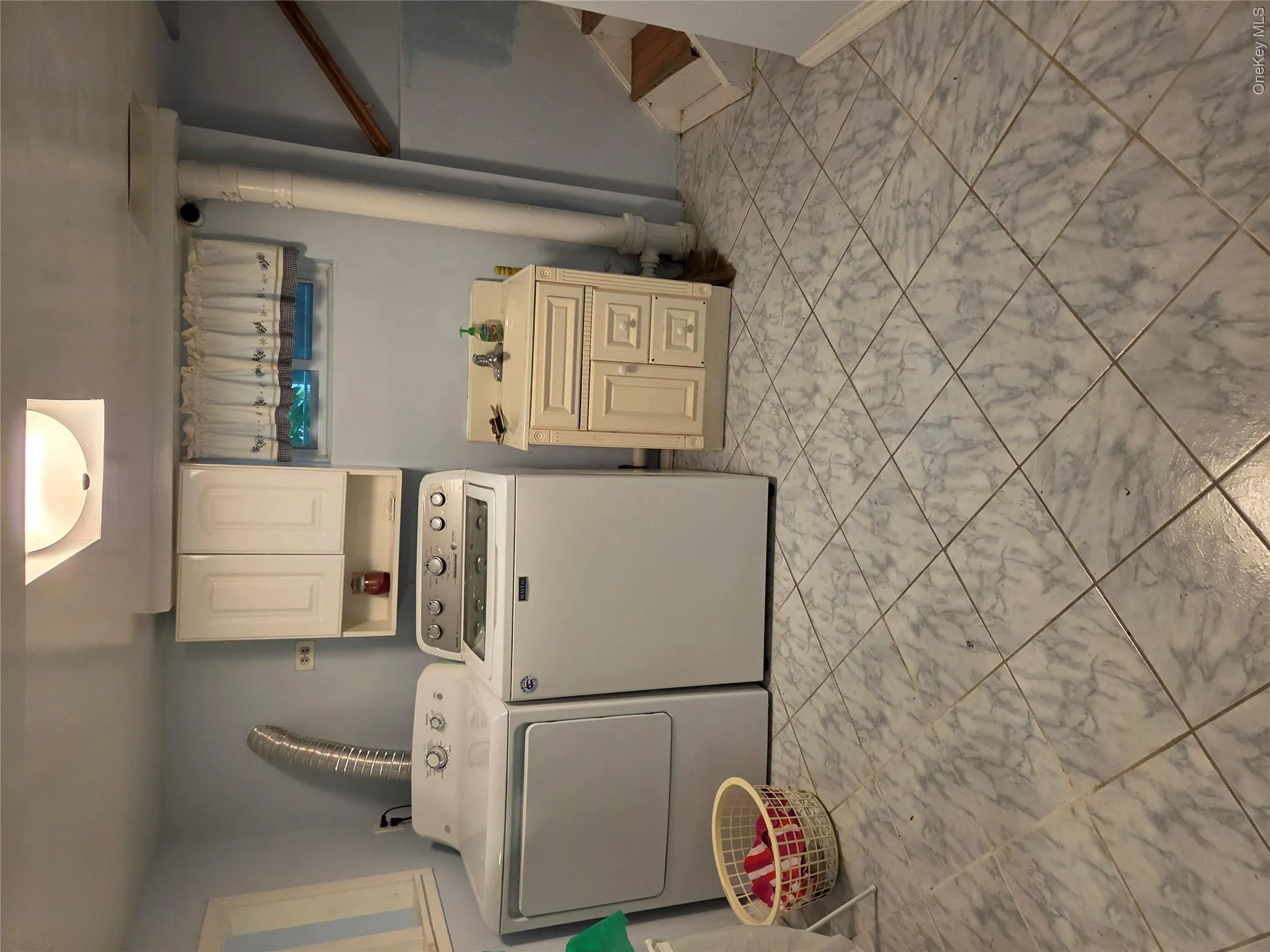 90-51 201st Street, New York, NY, 4 Bedrooms Bedrooms, 9 Rooms Rooms,2 BathroomsBathrooms,Residential,For Rent,201st,0,1046299 90-51 201st Street, New York, NY, 4 Bedrooms Bedrooms, 9 Rooms Rooms,2 BathroomsBathrooms,Residential,For Rent,201st,0,1046299