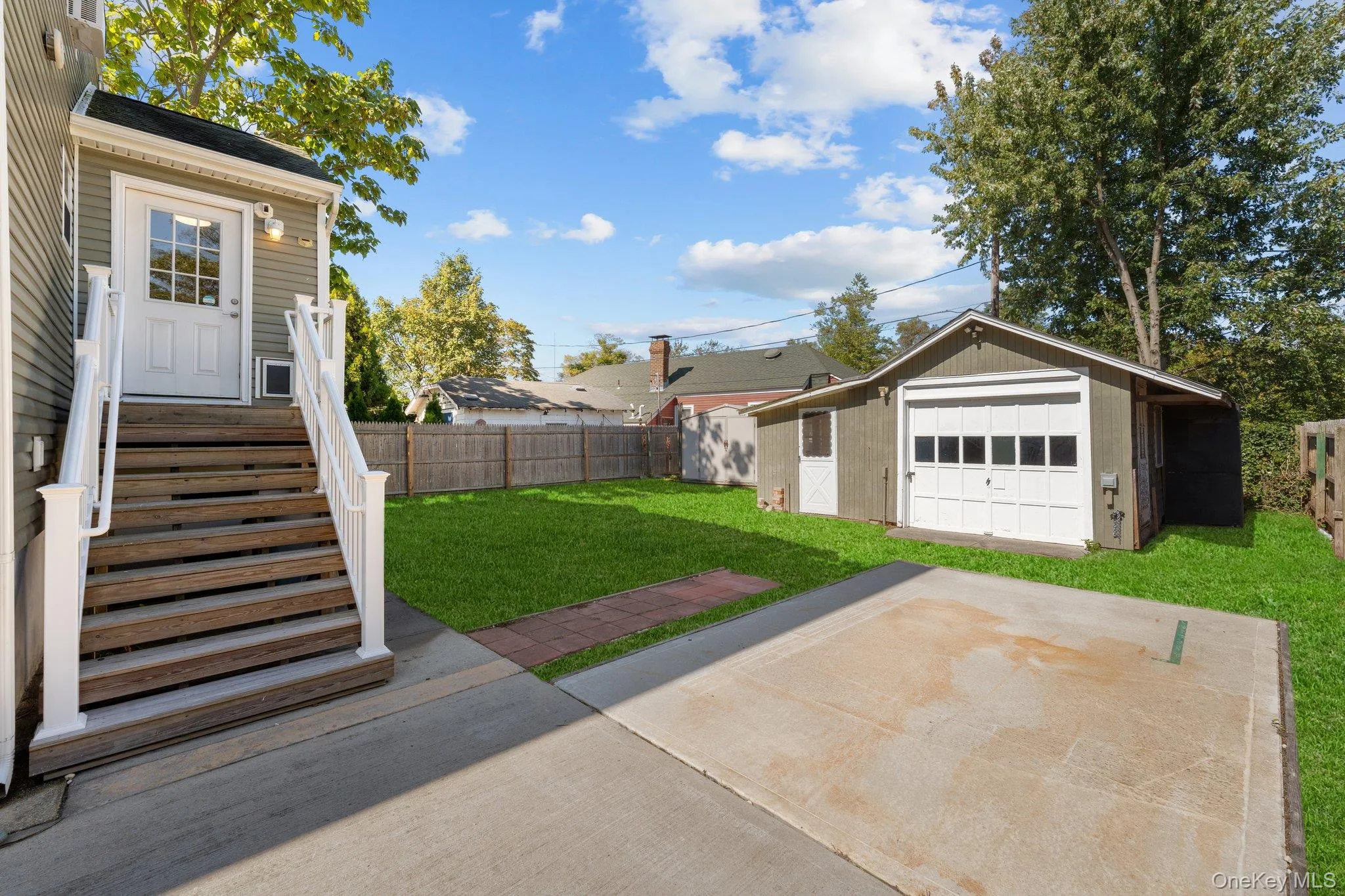 109 Laurel Street, Brookhaven, NY, 5 Bedrooms Bedrooms, 10 Rooms Rooms,2 BathroomsBathrooms,Residential,For Rent,Laurel,0,1046309 109 Laurel Street, Brookhaven, NY, 5 Bedrooms Bedrooms, 10 Rooms Rooms,2 BathroomsBathrooms,Residential,For Rent,Laurel,0,1046309
