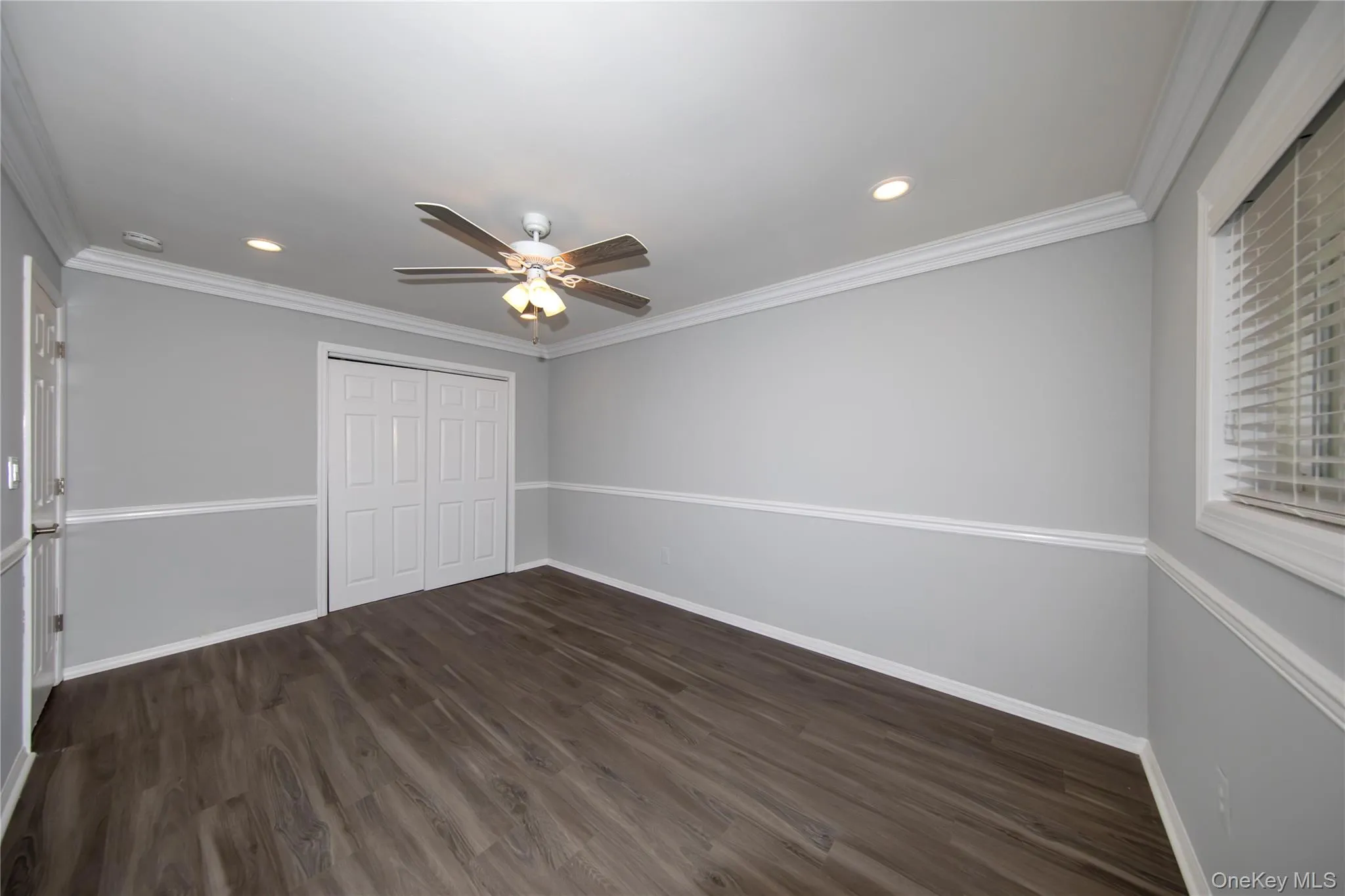 1-2B Dark Hollow Road, Brookhaven, NY, 2 Bedrooms Bedrooms, 5 Rooms Rooms,1 BathroomBathrooms,Residential Lease,For Rent,Dark Hollow,0,1046318 1-2B Dark Hollow Road, Brookhaven, NY, 2 Bedrooms Bedrooms, 5 Rooms Rooms,1 BathroomBathrooms,Residential Lease,For Rent,Dark Hollow,0,1046318
