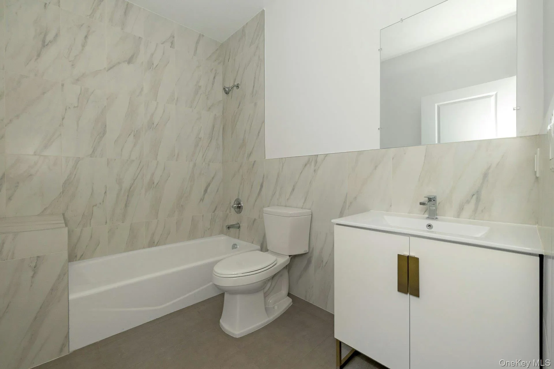 Main bath Main bath