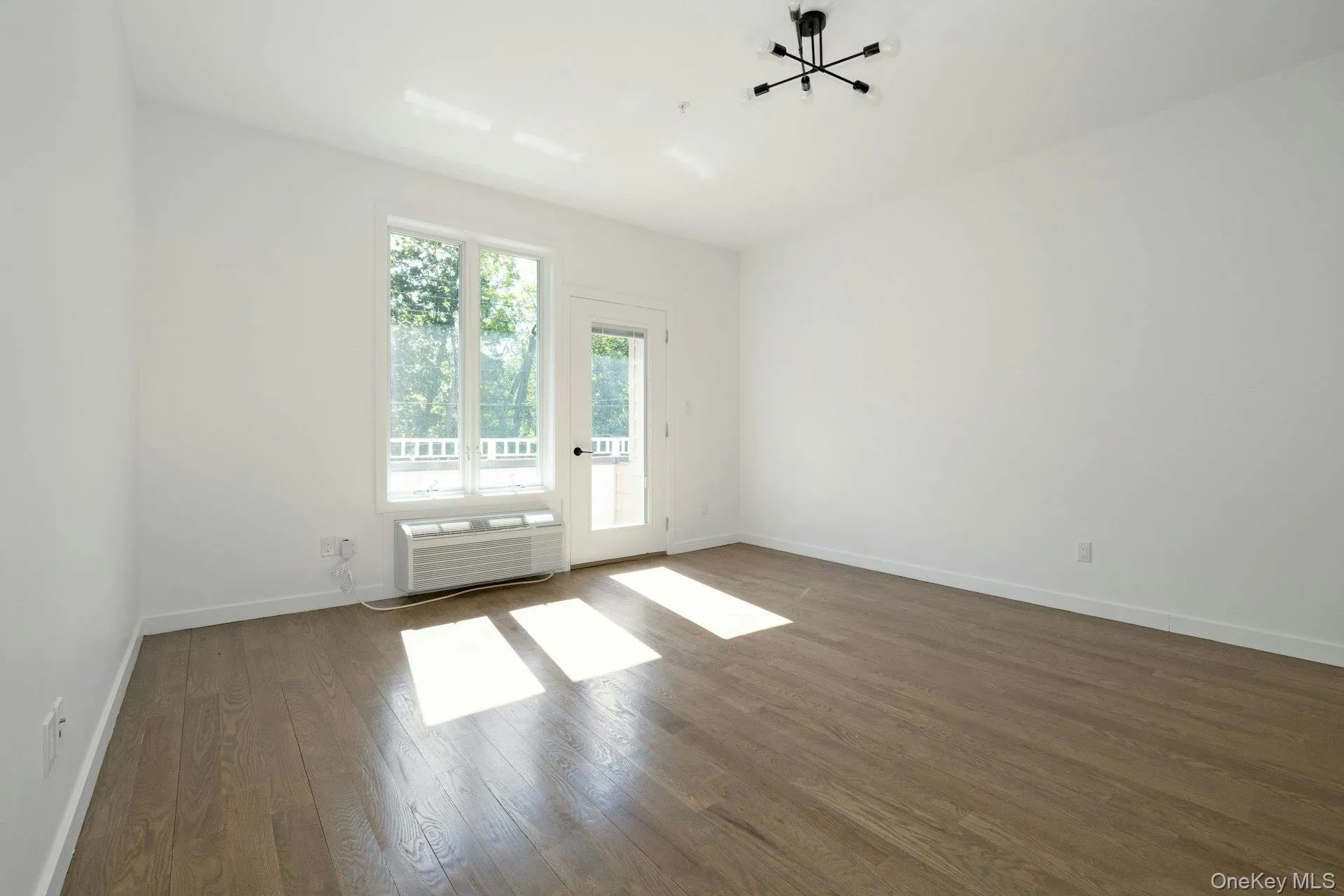 962 Route 9W, Clarkstown, NY, 2 Bedrooms Bedrooms, 4 Rooms Rooms,2 BathroomsBathrooms,Residential Lease,For Rent,Route 9W,0,1046320 962 Route 9W, Clarkstown, NY, 2 Bedrooms Bedrooms, 4 Rooms Rooms,2 BathroomsBathrooms,Residential Lease,For Rent,Route 9W,0,1046320