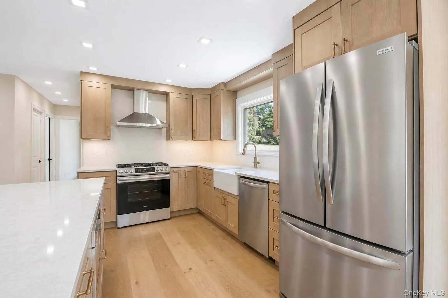 25 Crater Lake Drive, Brookhaven, NY, 4 Bedrooms Bedrooms, 8 Rooms Rooms,2 BathroomsBathrooms,Residential,For Rent,Crater Lake,0,1046323 25 Crater Lake Drive, Brookhaven, NY, 4 Bedrooms Bedrooms, 8 Rooms Rooms,2 BathroomsBathrooms,Residential,For Rent,Crater Lake,0,1046323