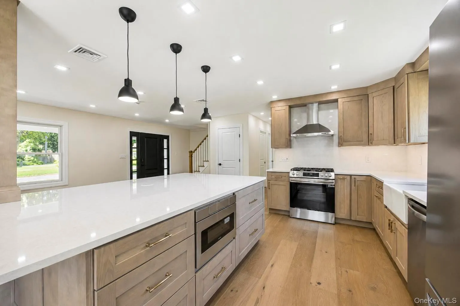 25 Crater Lake Drive, Brookhaven, NY, 4 Bedrooms Bedrooms, 8 Rooms Rooms,2 BathroomsBathrooms,Residential,For Rent,Crater Lake,0,1046323 25 Crater Lake Drive, Brookhaven, NY, 4 Bedrooms Bedrooms, 8 Rooms Rooms,2 BathroomsBathrooms,Residential,For Rent,Crater Lake,0,1046323