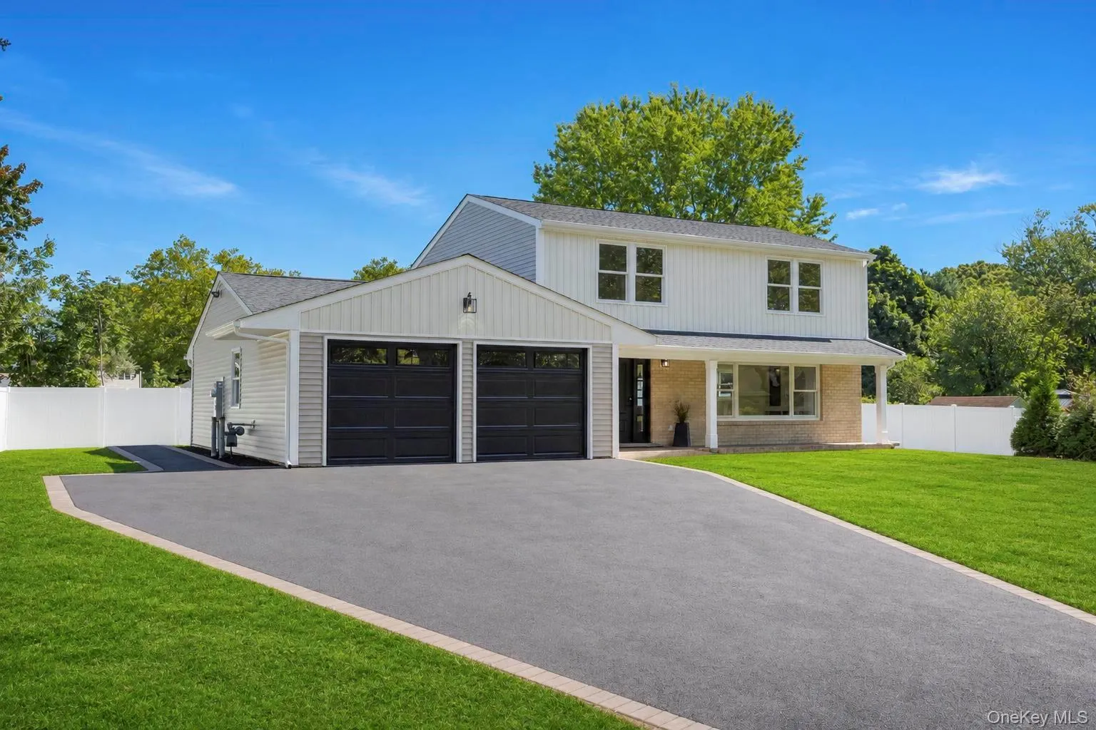 25 Crater Lake Drive, Brookhaven, NY, 4 Bedrooms Bedrooms, 8 Rooms Rooms,2 BathroomsBathrooms,Residential,For Rent,Crater Lake,0,1046323 25 Crater Lake Drive, Brookhaven, NY, 4 Bedrooms Bedrooms, 8 Rooms Rooms,2 BathroomsBathrooms,Residential,For Rent,Crater Lake,0,1046323