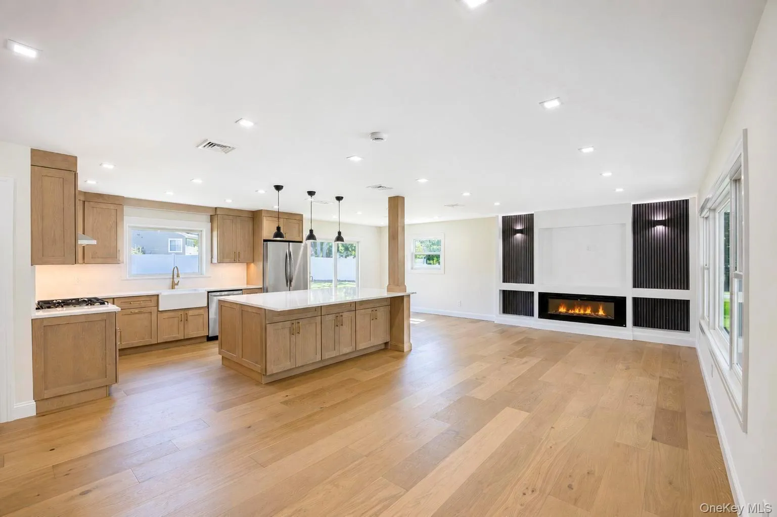 25 Crater Lake Drive, Brookhaven, NY, 4 Bedrooms Bedrooms, 8 Rooms Rooms,2 BathroomsBathrooms,Residential,For Rent,Crater Lake,0,1046323 25 Crater Lake Drive, Brookhaven, NY, 4 Bedrooms Bedrooms, 8 Rooms Rooms,2 BathroomsBathrooms,Residential,For Rent,Crater Lake,0,1046323