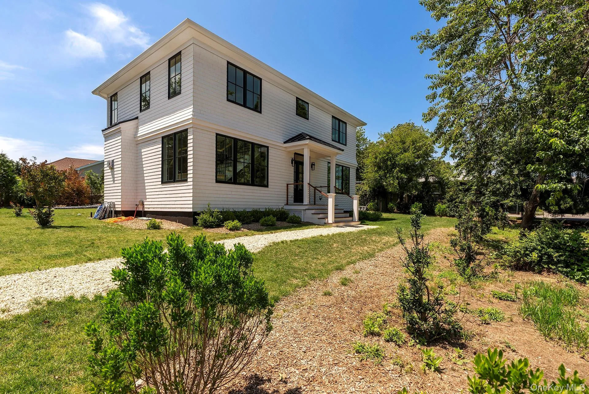 166 Greenwich Street, East Hampton, NY, 3 Bedrooms Bedrooms, 9 Rooms Rooms,2 BathroomsBathrooms,Residential,For Rent,Greenwich,0,1046325 166 Greenwich Street, East Hampton, NY, 3 Bedrooms Bedrooms, 9 Rooms Rooms,2 BathroomsBathrooms,Residential,For Rent,Greenwich,0,1046325
