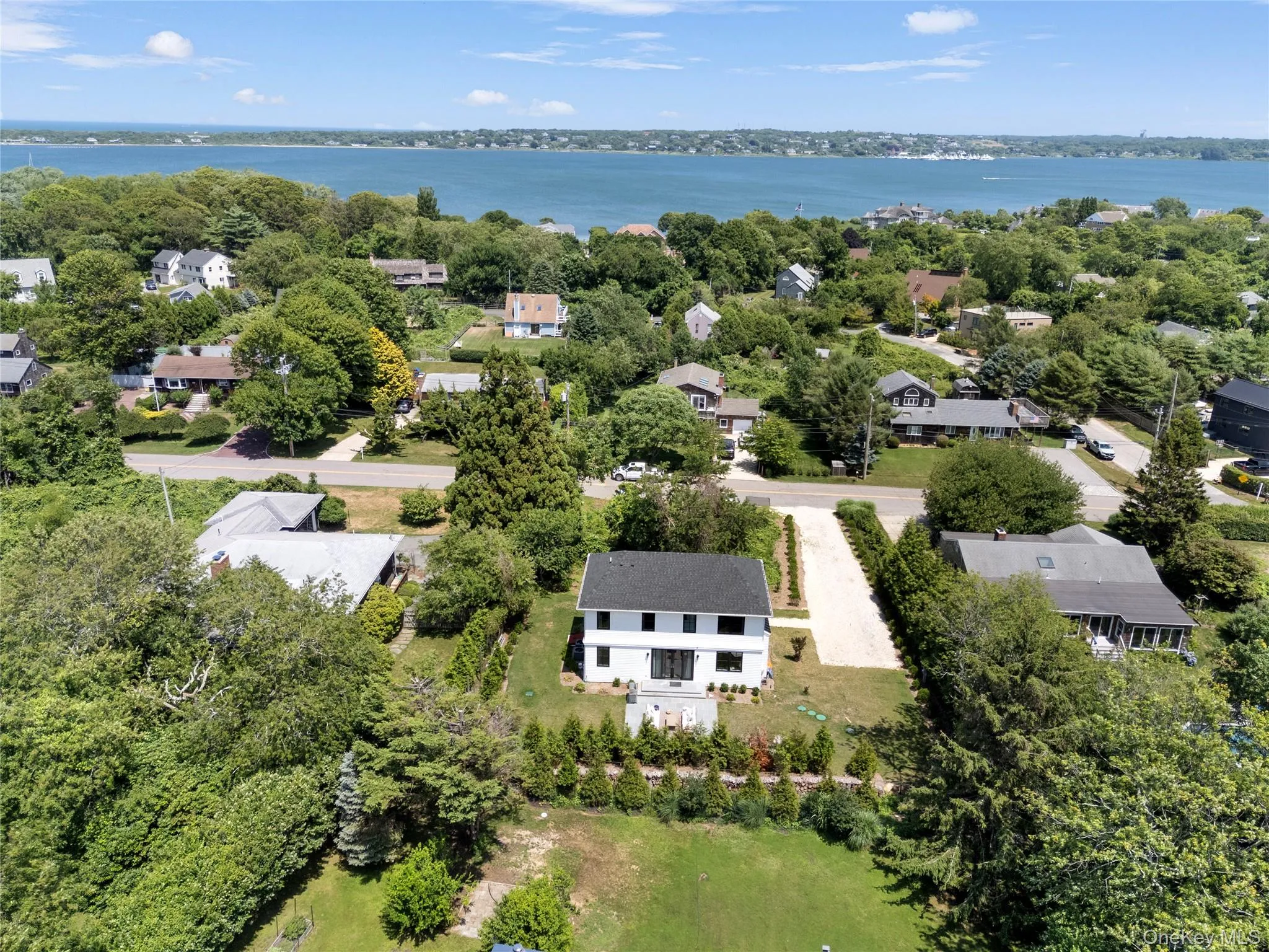 166 Greenwich Street, East Hampton, NY, 3 Bedrooms Bedrooms, 9 Rooms Rooms,2 BathroomsBathrooms,Residential,For Rent,Greenwich,0,1046325 166 Greenwich Street, East Hampton, NY, 3 Bedrooms Bedrooms, 9 Rooms Rooms,2 BathroomsBathrooms,Residential,For Rent,Greenwich,0,1046325