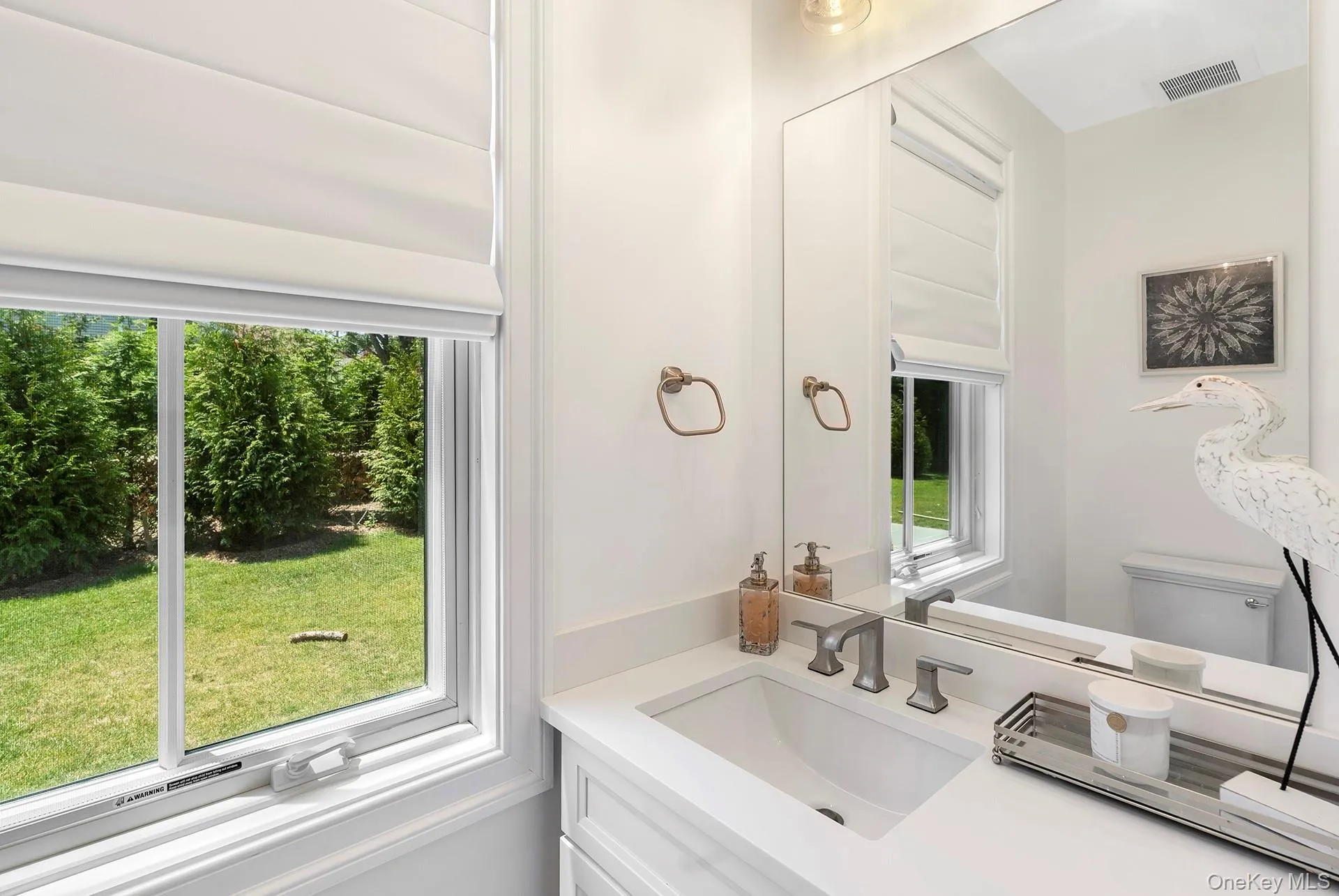 166 Greenwich Street, East Hampton, NY, 3 Bedrooms Bedrooms, 9 Rooms Rooms,2 BathroomsBathrooms,Residential,For Rent,Greenwich,0,1046325 166 Greenwich Street, East Hampton, NY, 3 Bedrooms Bedrooms, 9 Rooms Rooms,2 BathroomsBathrooms,Residential,For Rent,Greenwich,0,1046325