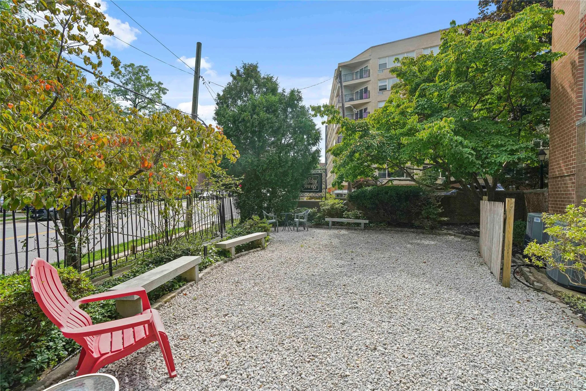 Outdoor Sitting Area Outdoor Sitting Area