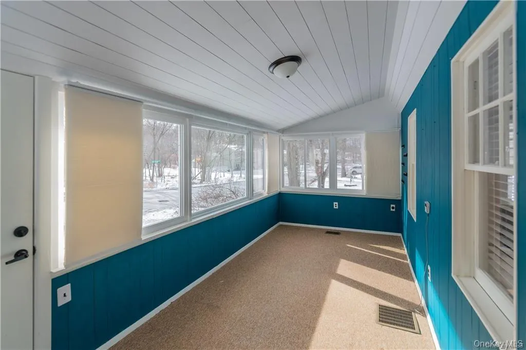 46 Midway Drive, Monroe, NY, 3 Bedrooms Bedrooms, 6 Rooms Rooms,2 BathroomsBathrooms,Residential,For Rent,Midway,0,1046331 46 Midway Drive, Monroe, NY, 3 Bedrooms Bedrooms, 6 Rooms Rooms,2 BathroomsBathrooms,Residential,For Rent,Midway,0,1046331