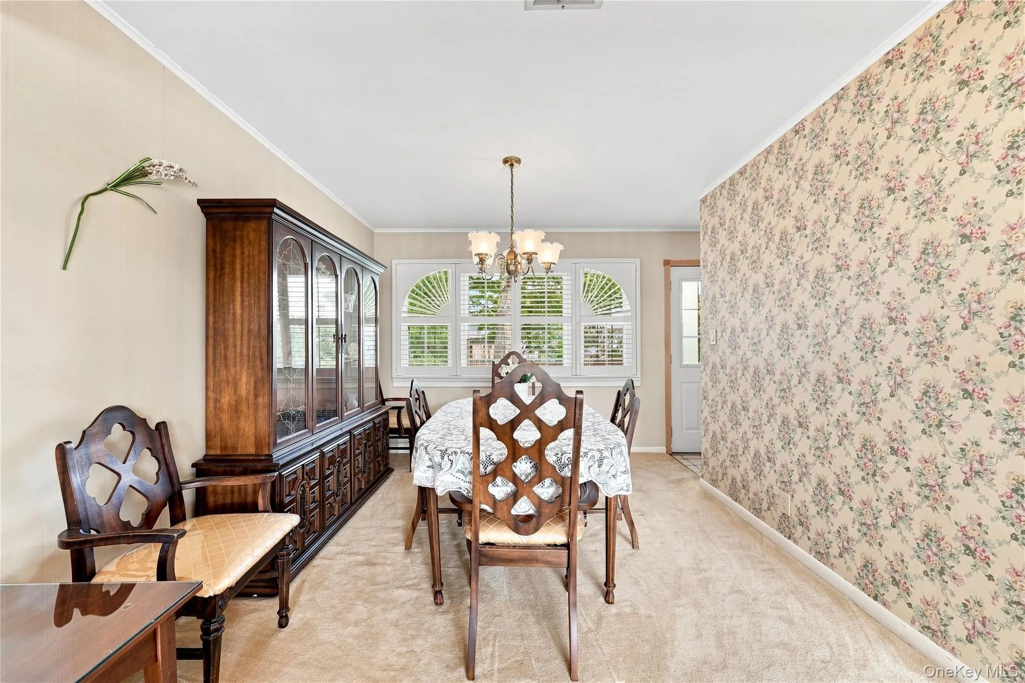 23 Roy Avenue, Islip, NY, 3 Bedrooms Bedrooms, 7 Rooms Rooms,1 BathroomBathrooms,Residential,For Rent,Roy,0,1046337 23 Roy Avenue, Islip, NY, 3 Bedrooms Bedrooms, 7 Rooms Rooms,1 BathroomBathrooms,Residential,For Rent,Roy,0,1046337
