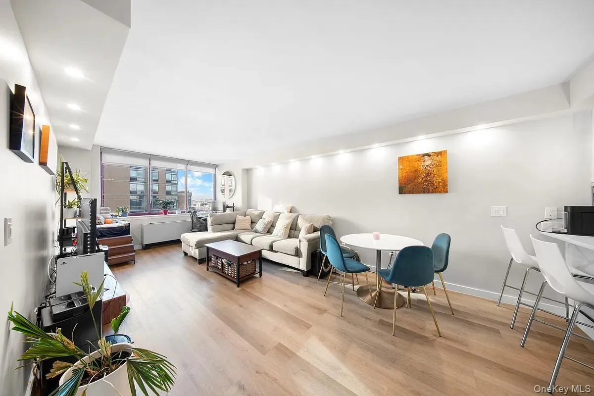 474 48th Avenue, New York, NY, 1 Bedroom Bedrooms, 3 Rooms Rooms,1 BathroomBathrooms,Residential,For Rent,48th,0,1046338 474 48th Avenue, New York, NY, 1 Bedroom Bedrooms, 3 Rooms Rooms,1 BathroomBathrooms,Residential,For Rent,48th,0,1046338