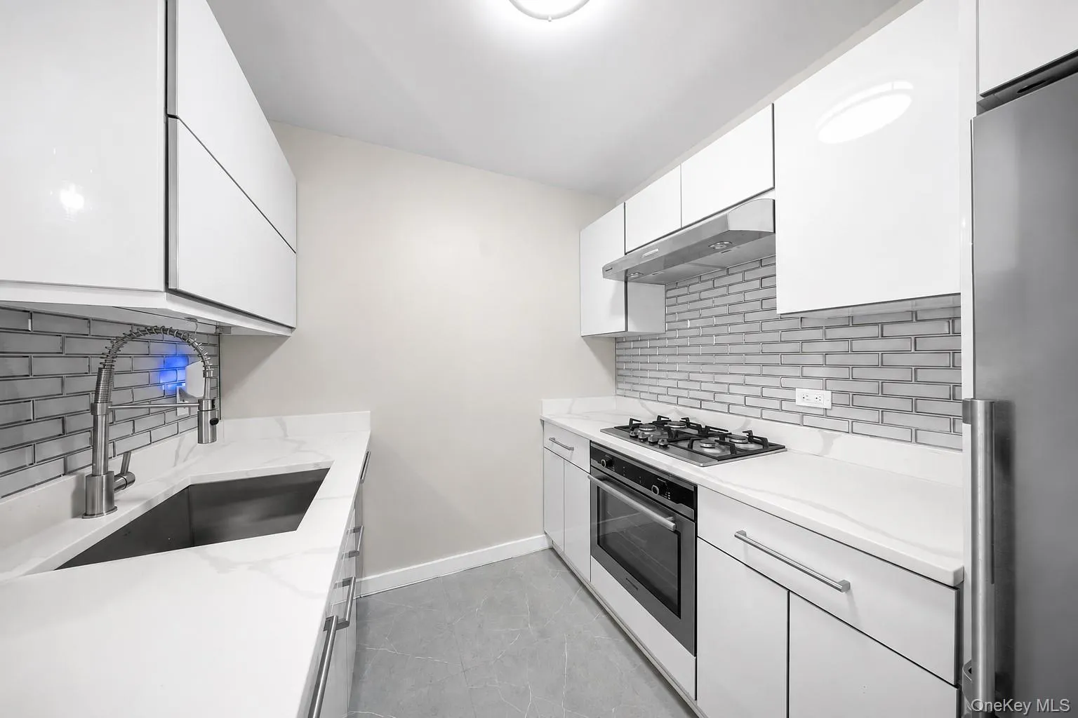 474 48th Avenue, New York, NY, 1 Bedroom Bedrooms, 3 Rooms Rooms,1 BathroomBathrooms,Residential,For Rent,48th,0,1046338 474 48th Avenue, New York, NY, 1 Bedroom Bedrooms, 3 Rooms Rooms,1 BathroomBathrooms,Residential,For Rent,48th,0,1046338