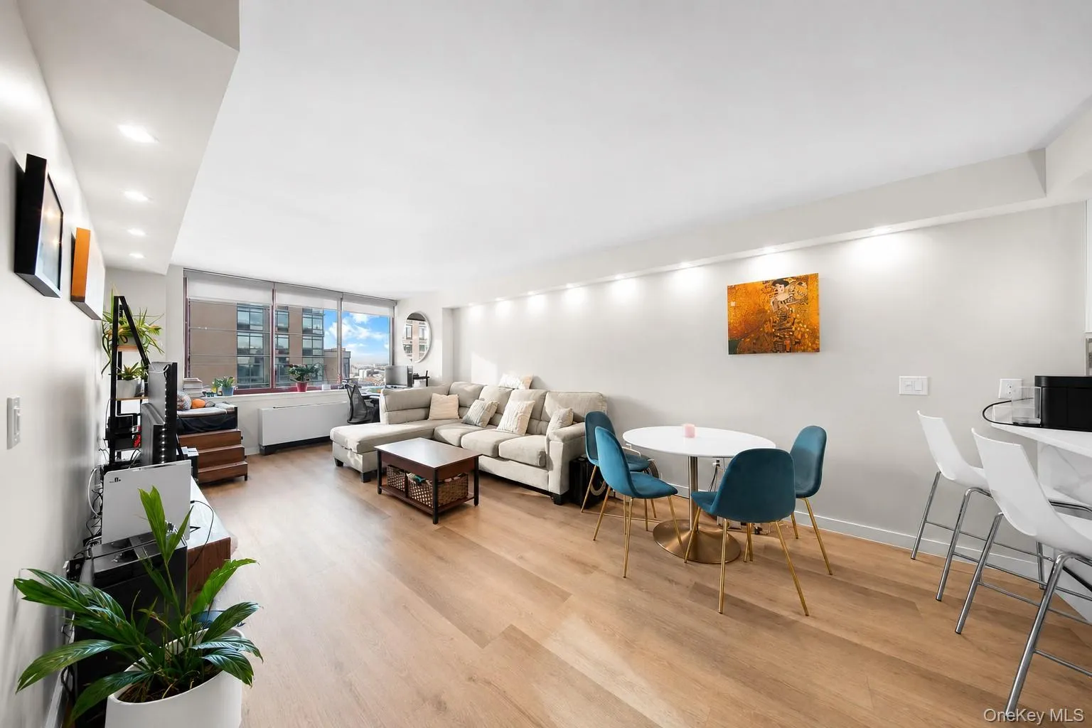 474 48th Avenue, New York, NY, 1 Bedroom Bedrooms, 3 Rooms Rooms,1 BathroomBathrooms,Residential,For Rent,48th,0,1046338 474 48th Avenue, New York, NY, 1 Bedroom Bedrooms, 3 Rooms Rooms,1 BathroomBathrooms,Residential,For Rent,48th,0,1046338