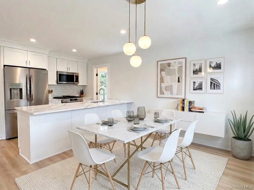 161 Union Avenue, Hempstead, NY, 2 Bedrooms Bedrooms, 5 Rooms Rooms,2 BathroomsBathrooms,Residential,For Rent,Union,0,1046343 161 Union Avenue, Hempstead, NY, 2 Bedrooms Bedrooms, 5 Rooms Rooms,2 BathroomsBathrooms,Residential,For Rent,Union,0,1046343
