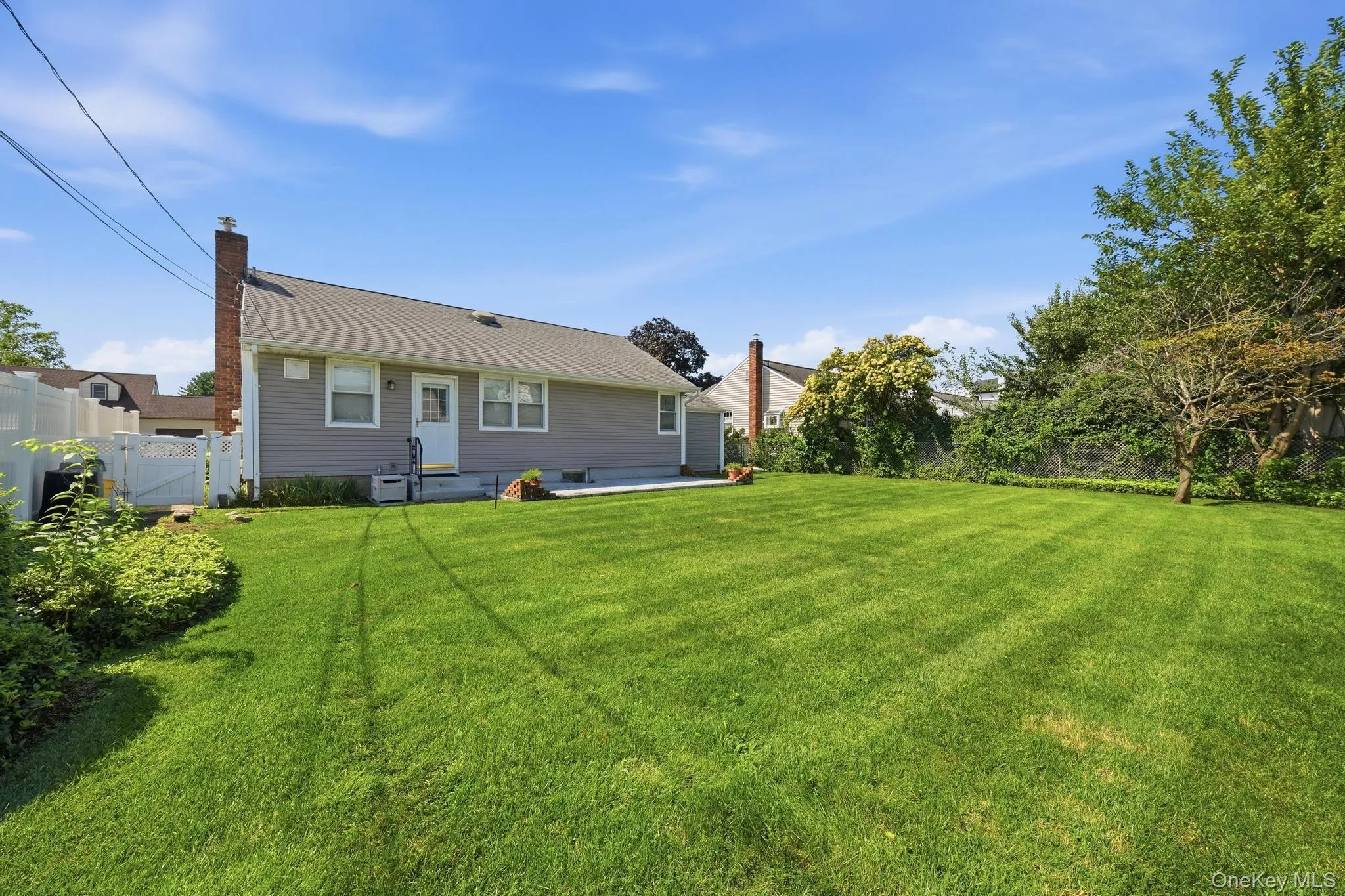 7 Crown Street, Oyster Bay, NY, 3 Bedrooms Bedrooms, 4 Rooms Rooms,2 BathroomsBathrooms,Residential,For Rent,Crown,0,1046345 7 Crown Street, Oyster Bay, NY, 3 Bedrooms Bedrooms, 4 Rooms Rooms,2 BathroomsBathrooms,Residential,For Rent,Crown,0,1046345