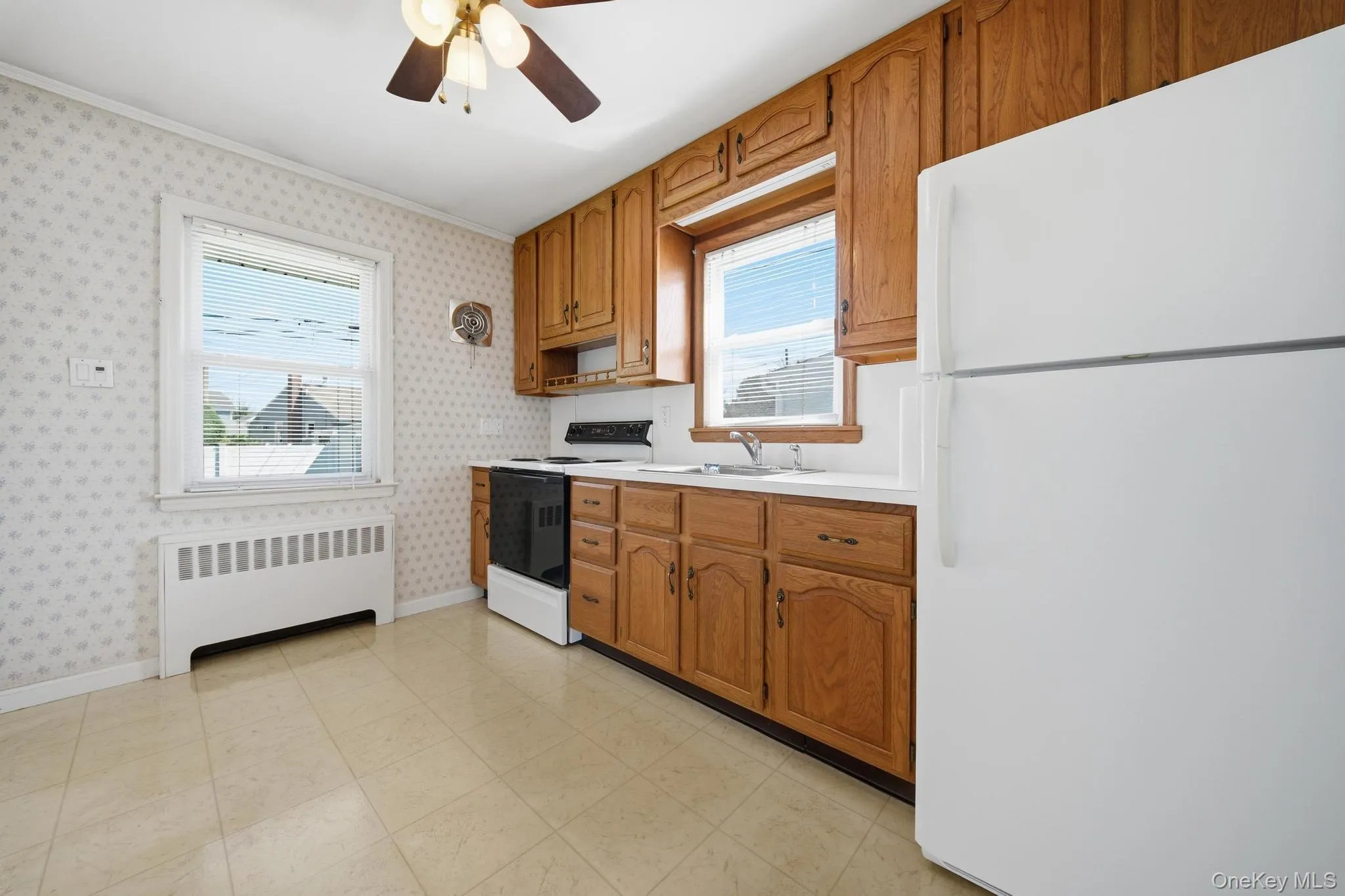 7 Crown Street, Oyster Bay, NY, 3 Bedrooms Bedrooms, 4 Rooms Rooms,2 BathroomsBathrooms,Residential,For Rent,Crown,0,1046345 7 Crown Street, Oyster Bay, NY, 3 Bedrooms Bedrooms, 4 Rooms Rooms,2 BathroomsBathrooms,Residential,For Rent,Crown,0,1046345