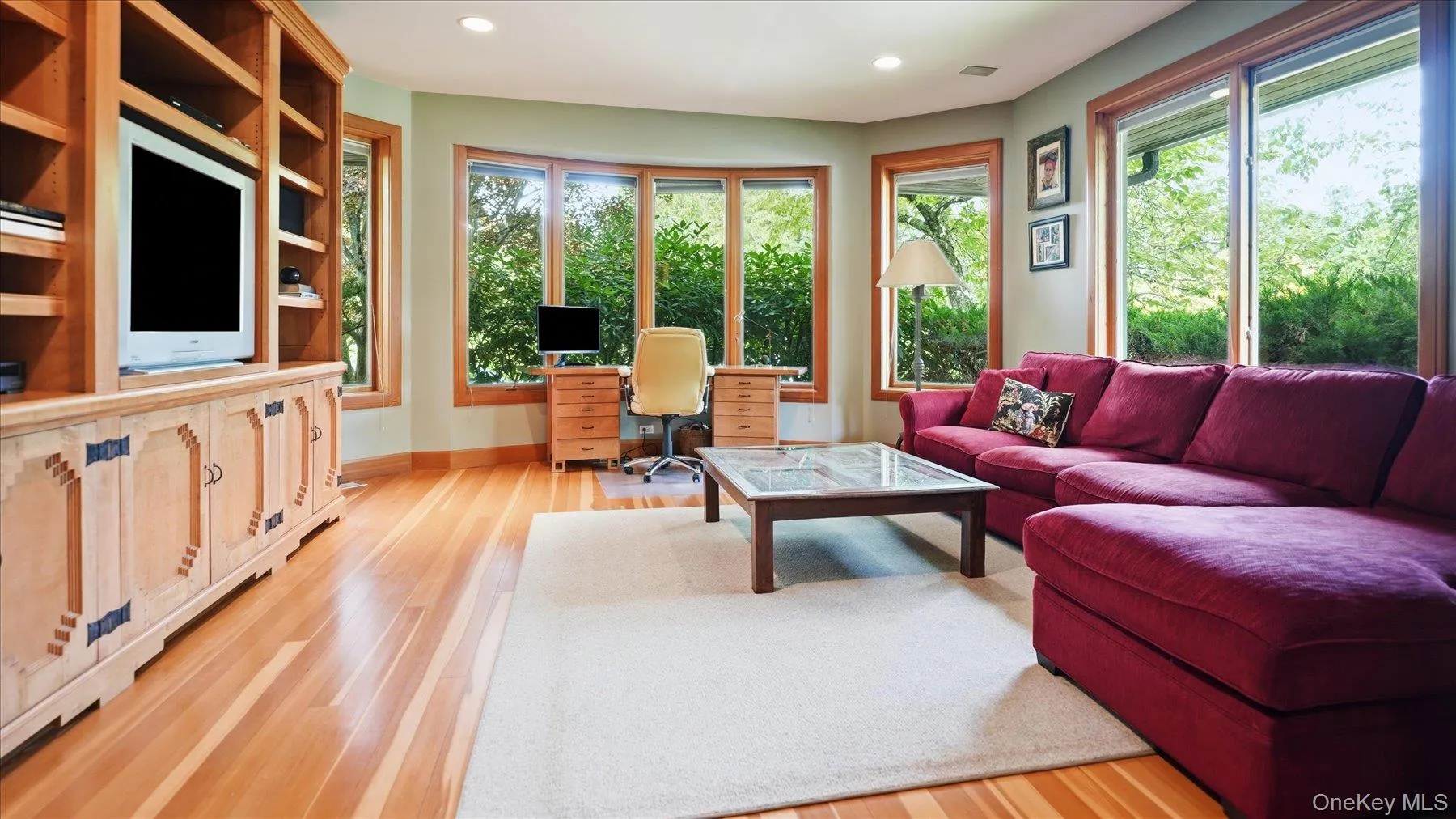 Private library/office/den for work or cozy entertainment Private library/office/den for work or cozy entertainment