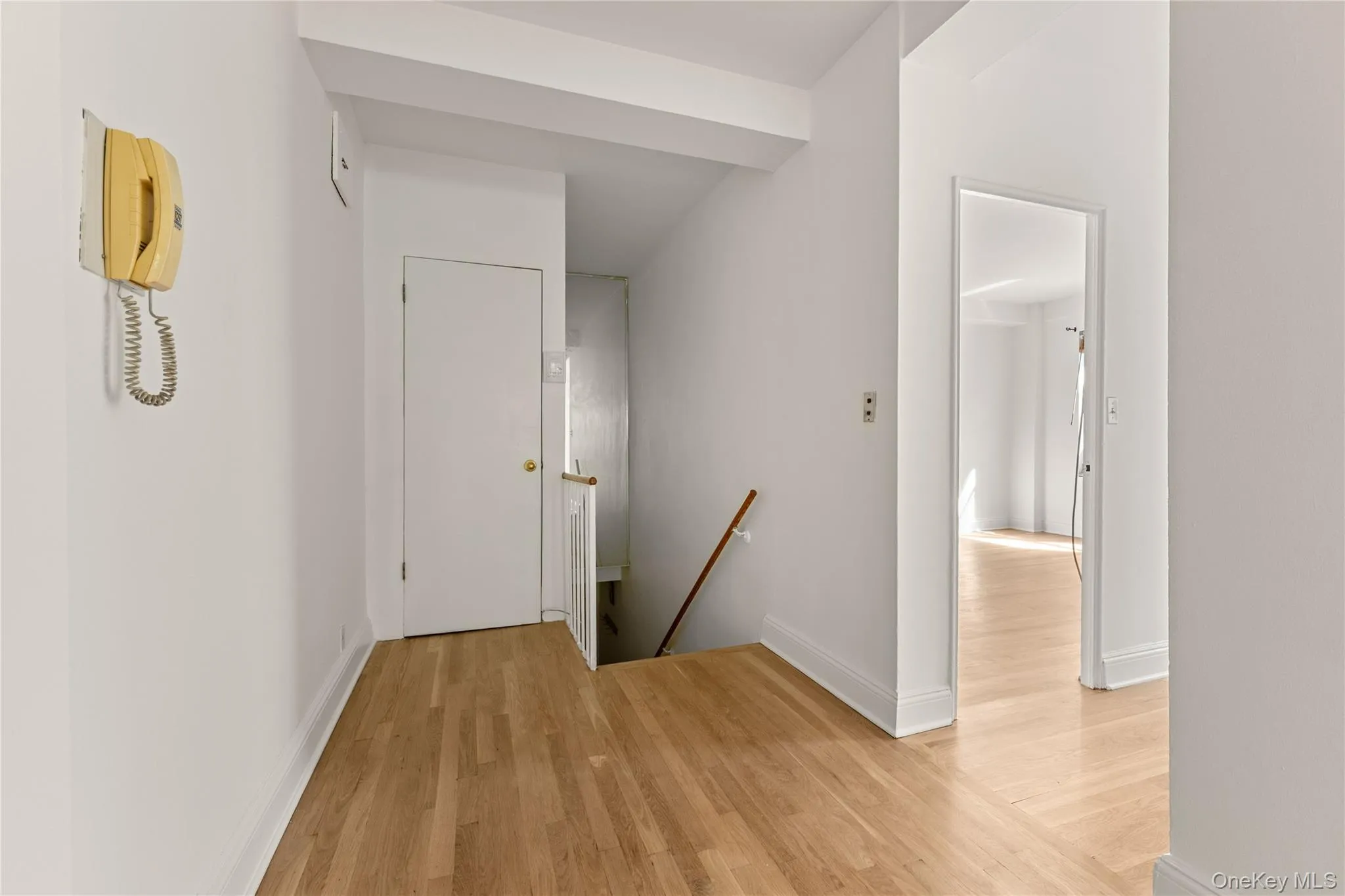 99-40 63 Road, New York, NY, 2 Bedrooms Bedrooms, 4 Rooms Rooms,1 BathroomBathrooms,Residential,For Rent,63,0,1046365 99-40 63 Road, New York, NY, 2 Bedrooms Bedrooms, 4 Rooms Rooms,1 BathroomBathrooms,Residential,For Rent,63,0,1046365