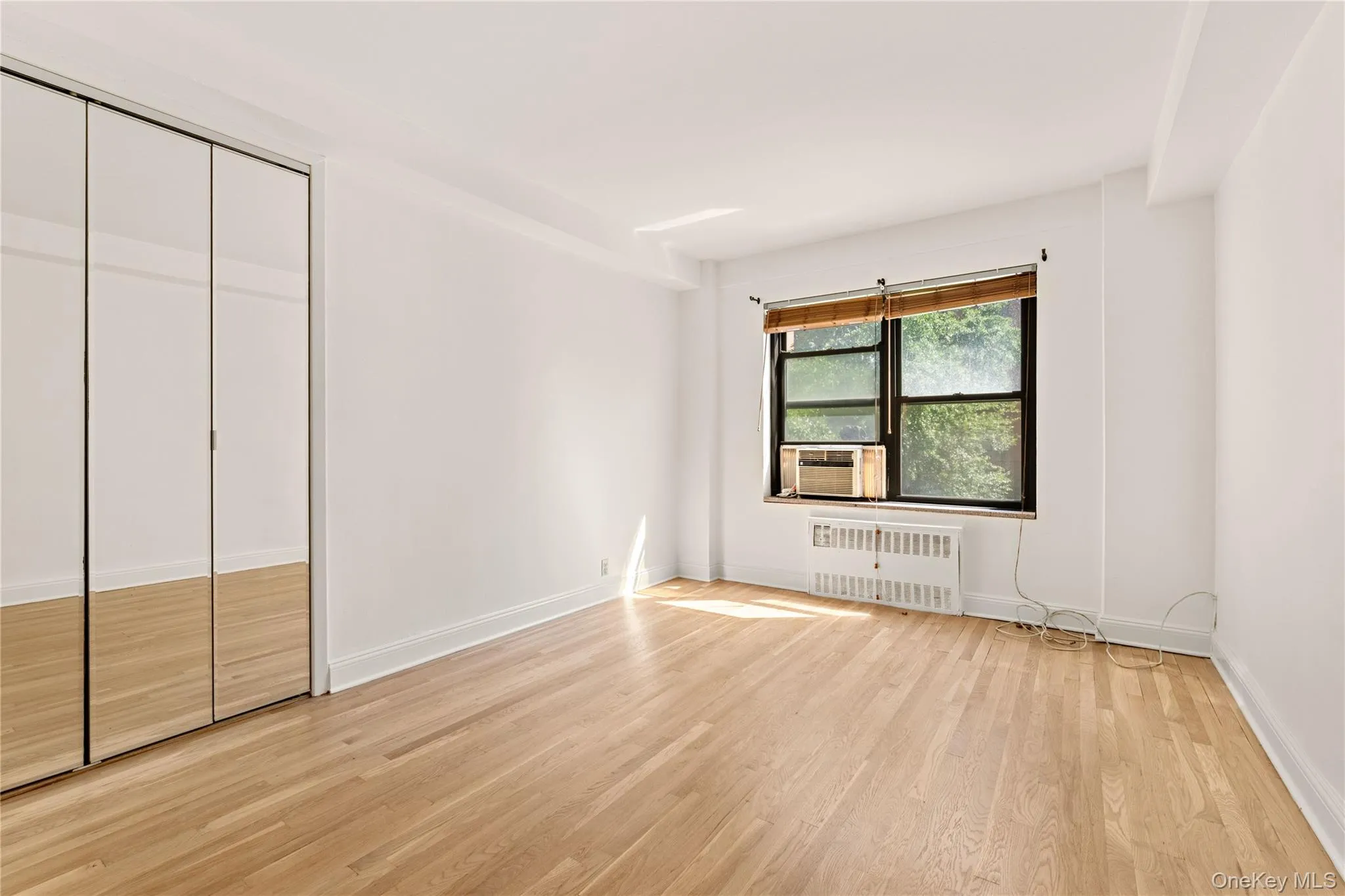 99-40 63 Road, New York, NY, 2 Bedrooms Bedrooms, 4 Rooms Rooms,1 BathroomBathrooms,Residential,For Rent,63,0,1046365 99-40 63 Road, New York, NY, 2 Bedrooms Bedrooms, 4 Rooms Rooms,1 BathroomBathrooms,Residential,For Rent,63,0,1046365